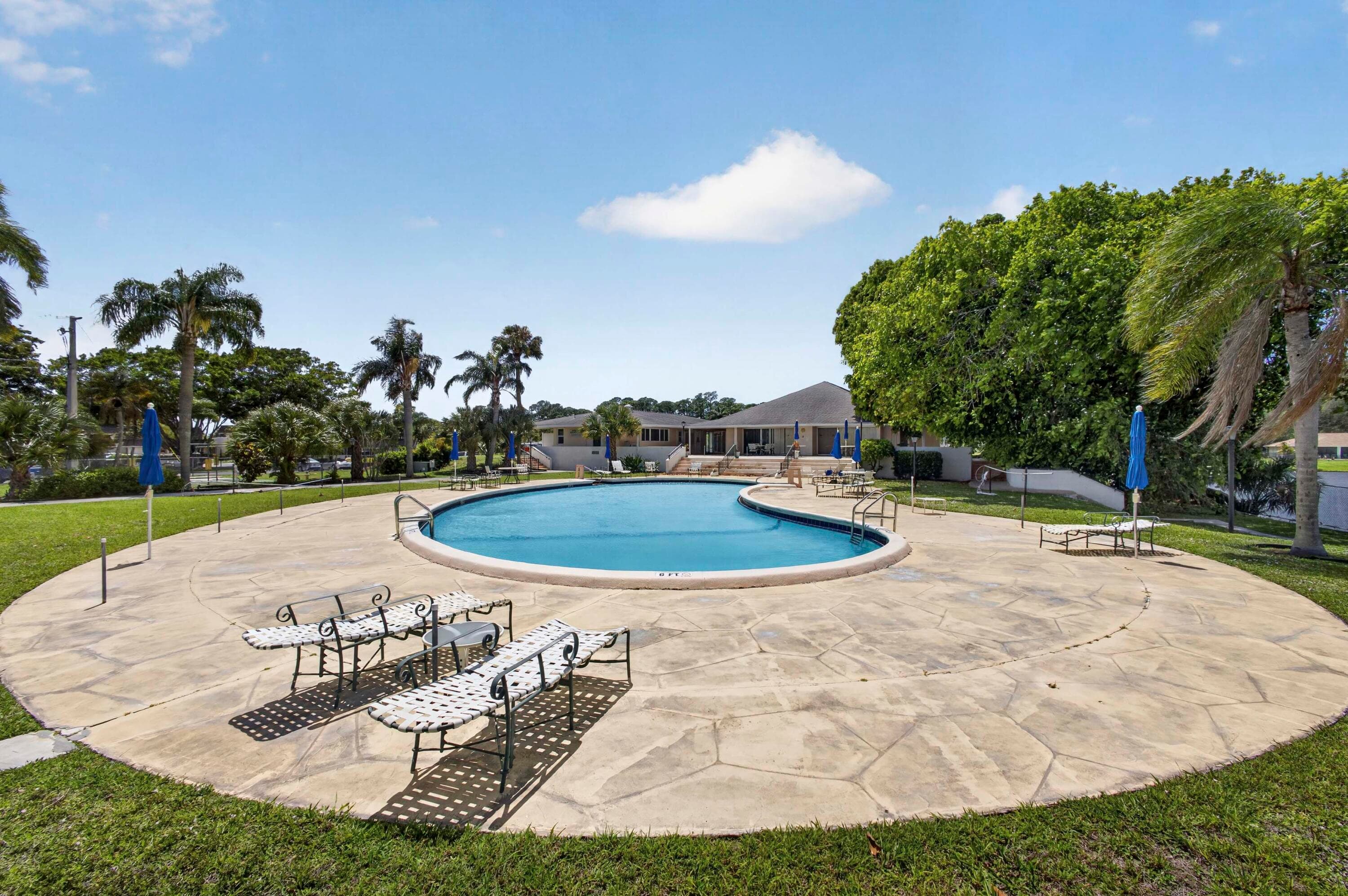 3 Greenway Vlg N 210, Royal Palm Beach, FL 33411 48