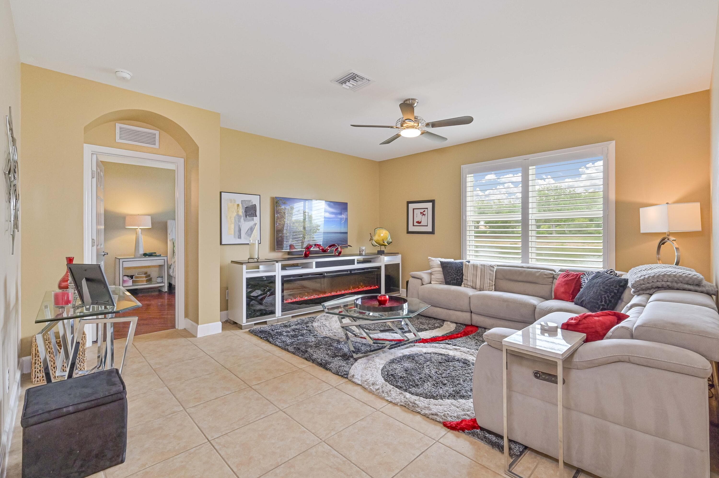 2877 Apple Blossom Drive, Alva, FL 33920 33