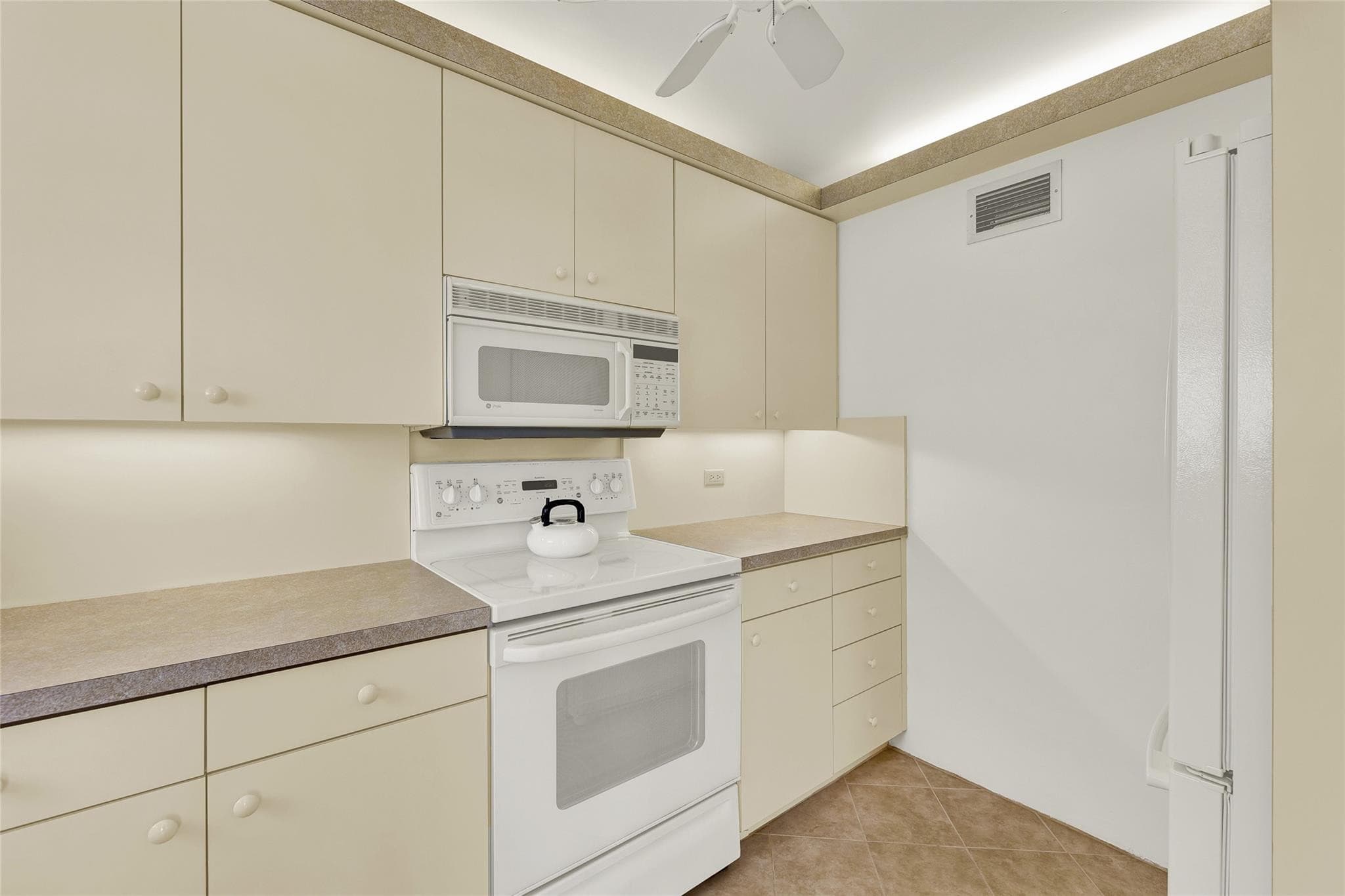 1010 S Ocean Boulevard 1509, Pompano Beach, FL 33062 21