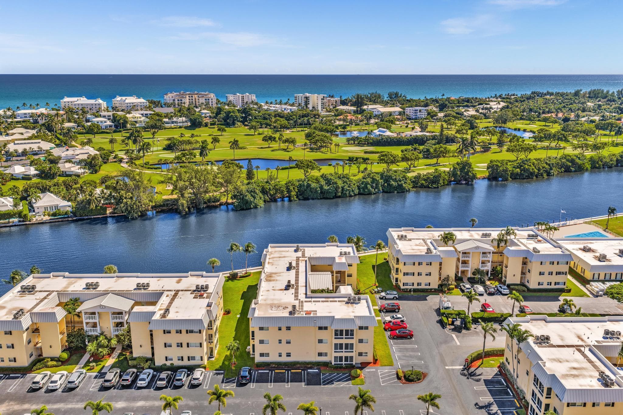 12 Colonial Club Drive 305, Boynton Beach, FL 33435 36