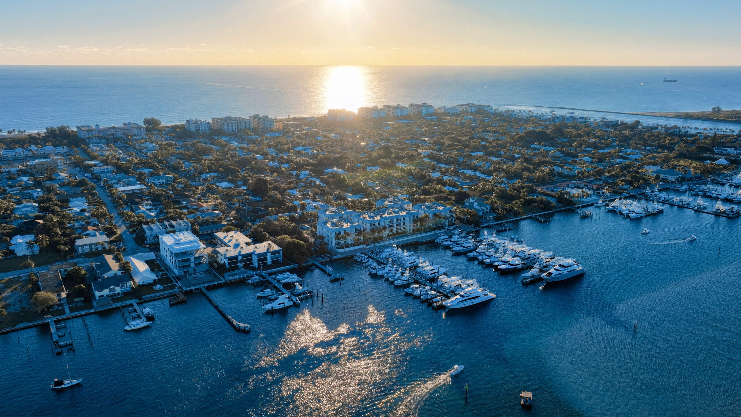 182 Lake Drive 5202, Palm Beach Shores, FL 33404 2