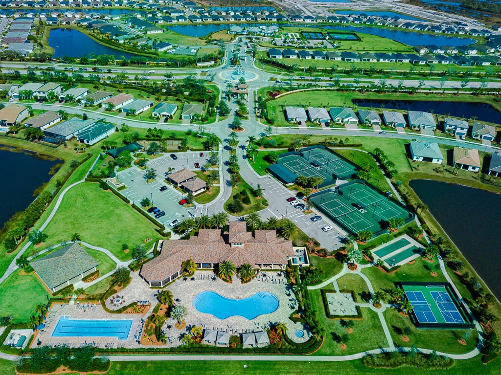 221 SE Longview Drive, Port St. Lucie, FL 34984 39