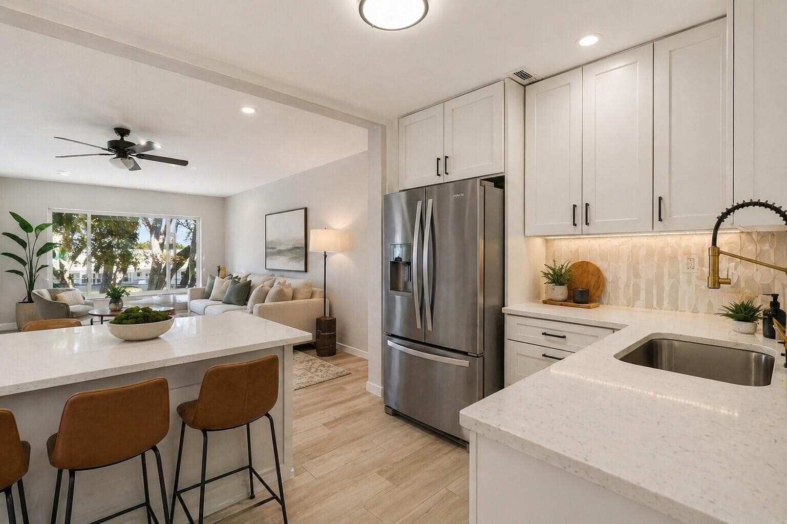 2829 NE 30th Street 302, Fort Lauderdale, FL 33306 5