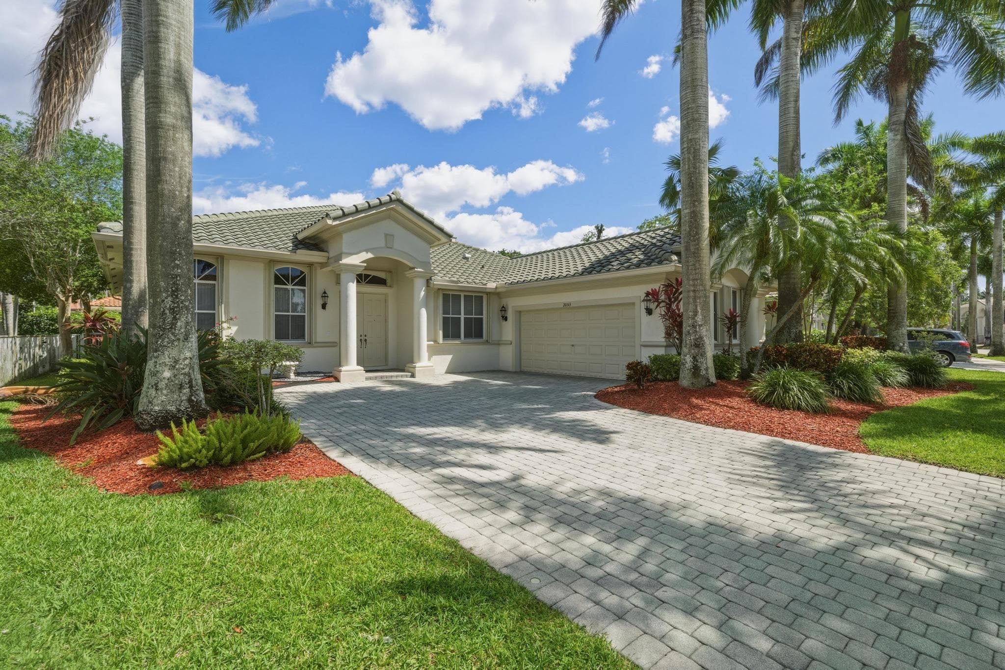 2053 Quail Roost Drive, Weston, FL 33327 4
