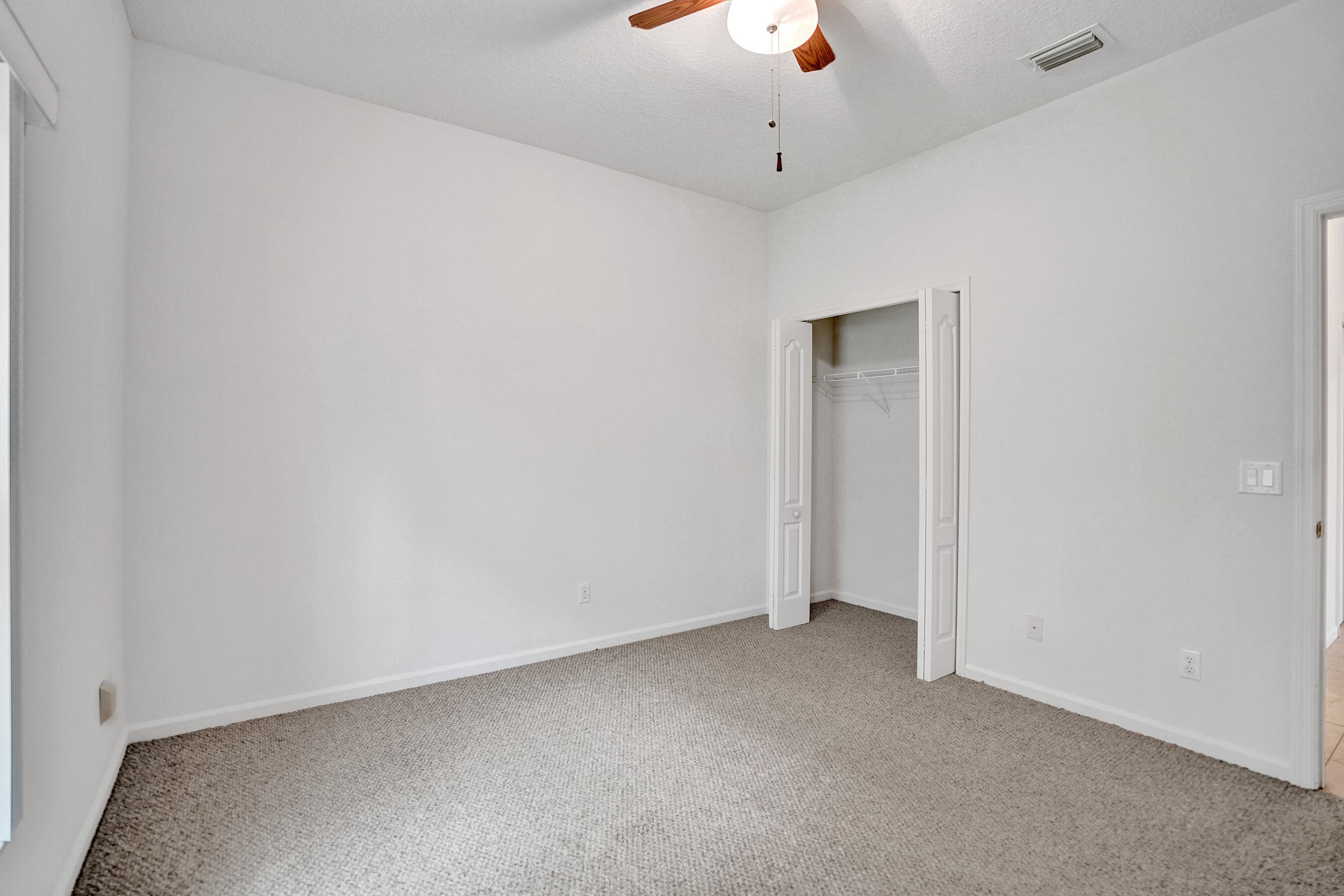 5825 NW Zenith Drive, Port St. Lucie, FL 34986 33