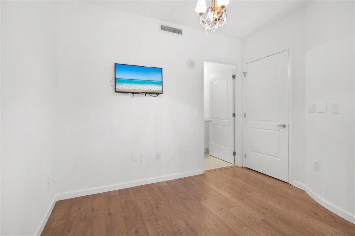 801 S Olive Avenue 105, West Palm Beach, FL 33401 23