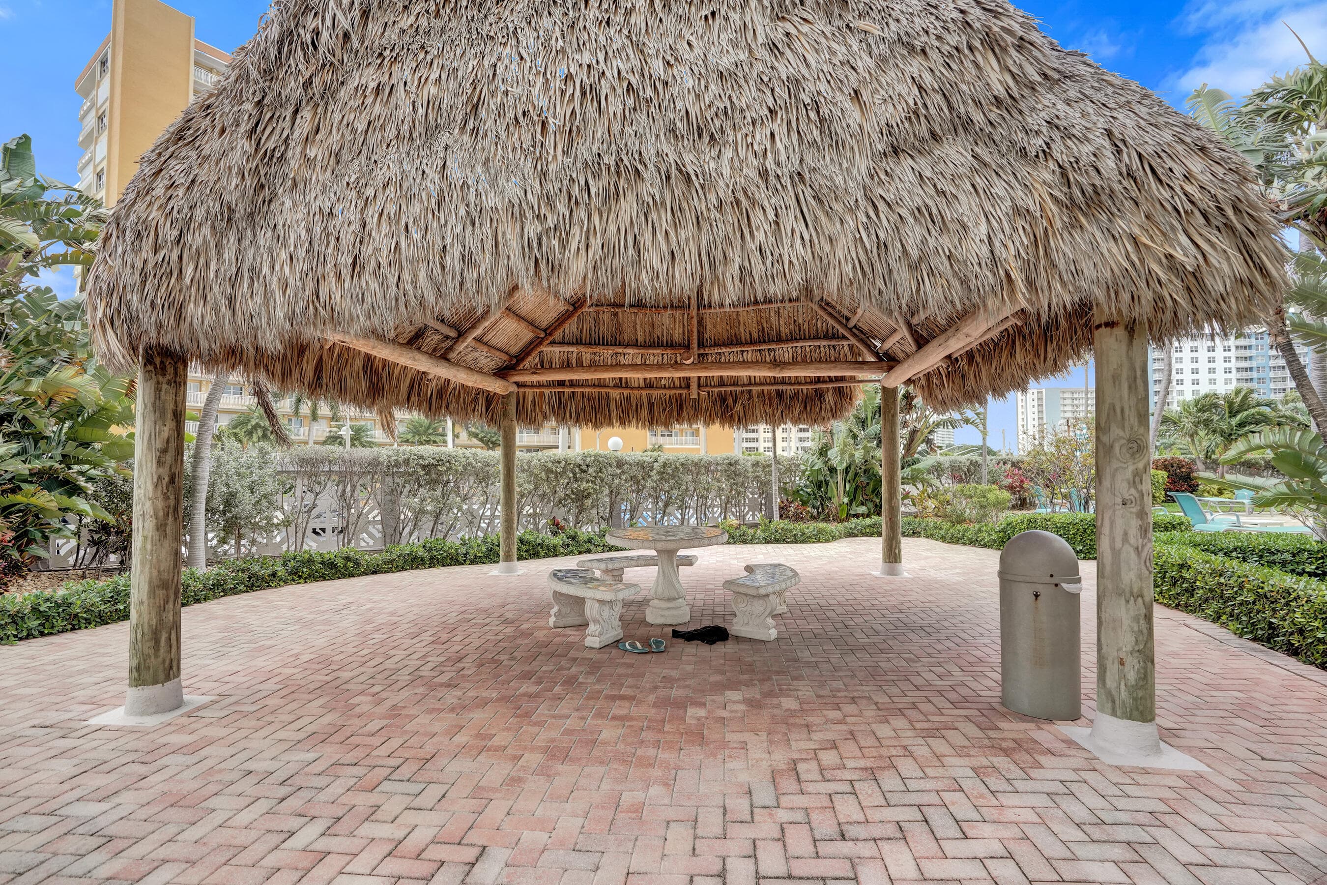 405 N Ocean Boulevard 809, Pompano Beach, FL 33062 35