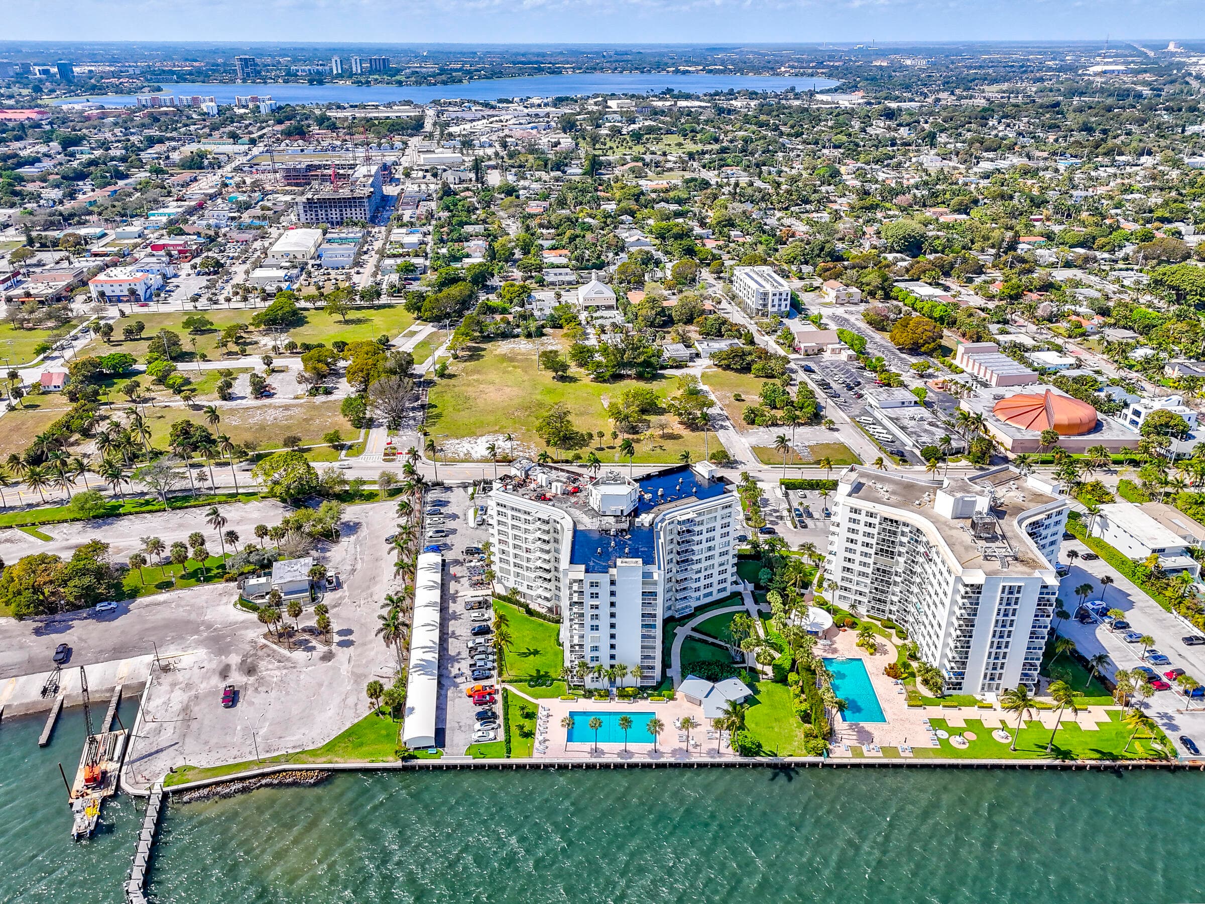 411 26th Street, West Palm Beach, FL 33407 51