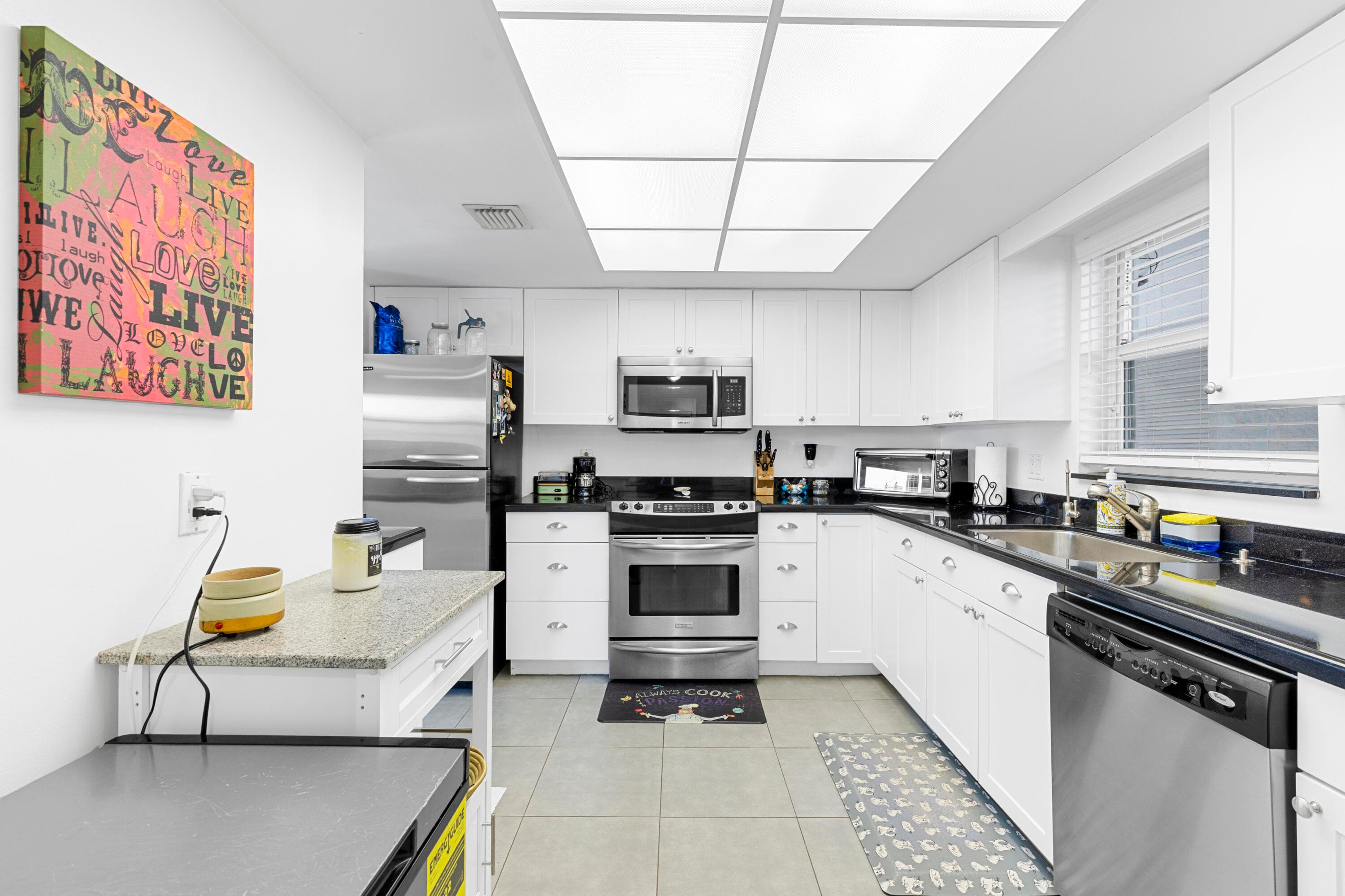 1212 SE 2nd Court 303, Fort Lauderdale, FL 33301 6