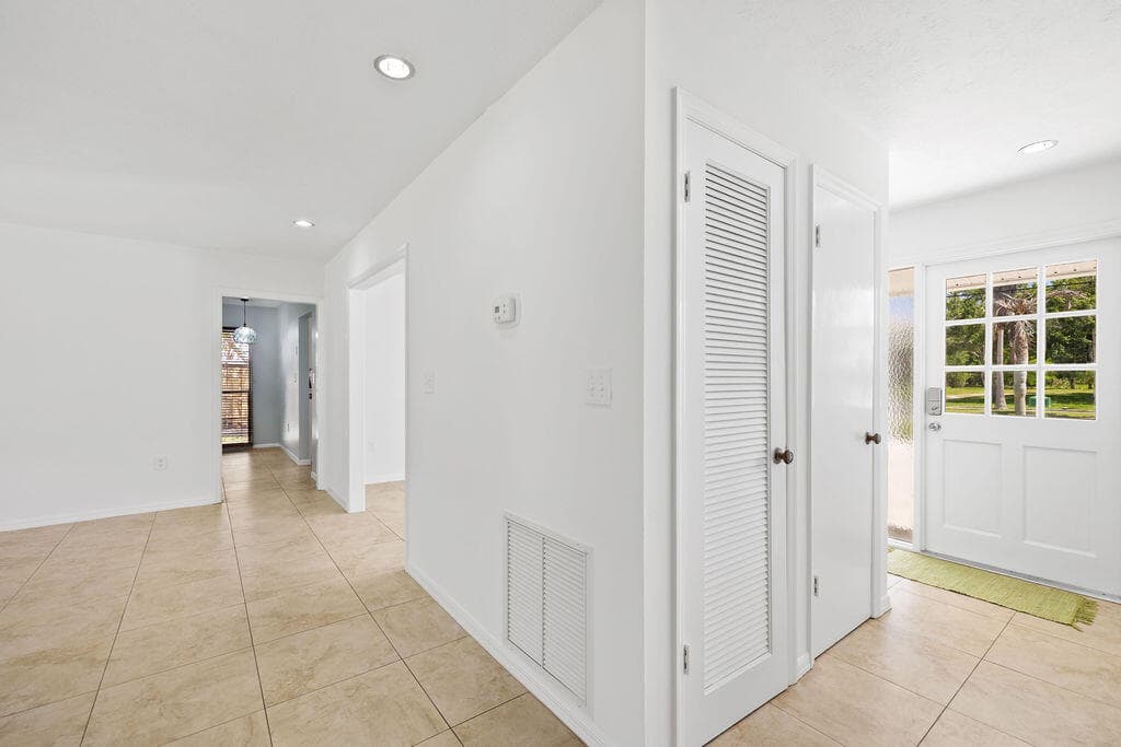 320 Chamberlain Boulevard, Fort Pierce, FL 34946 16