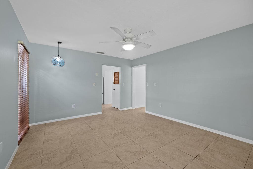 320 Chamberlain Boulevard, Fort Pierce, FL 34946 29