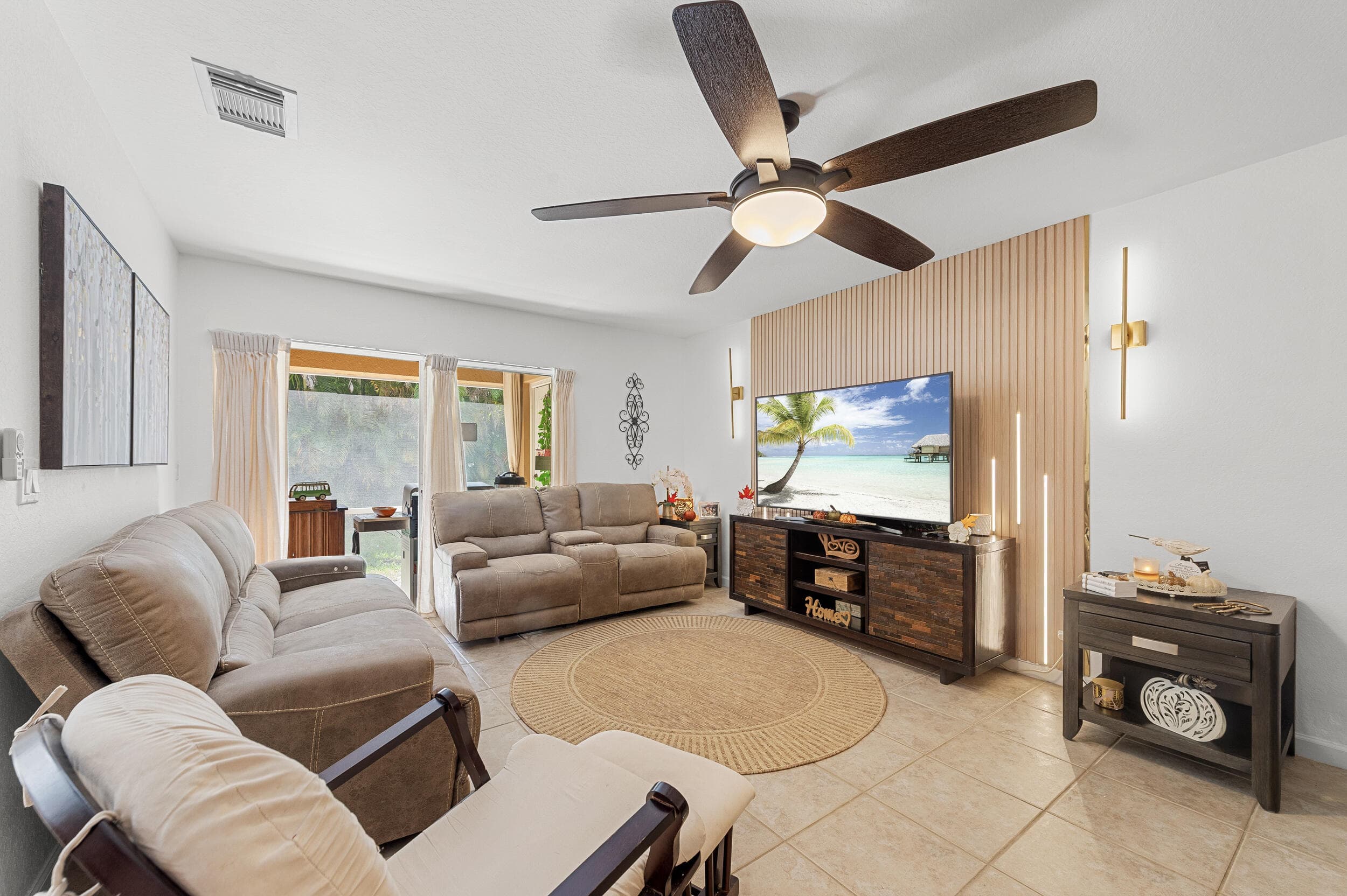 6148 Eaton Street, West Palm Beach, FL 33411 12