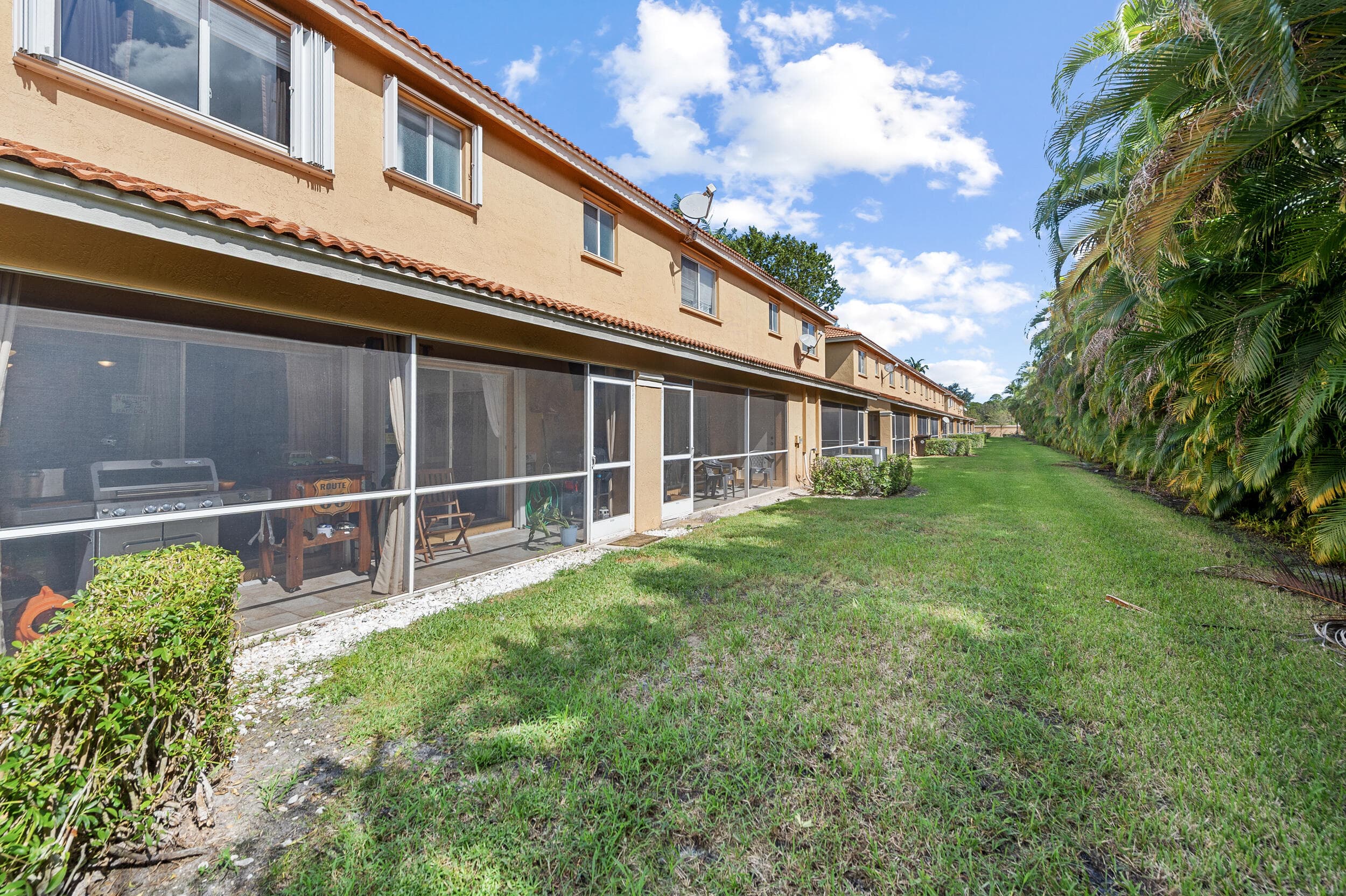 6148 Eaton Street, West Palm Beach, FL 33411 39