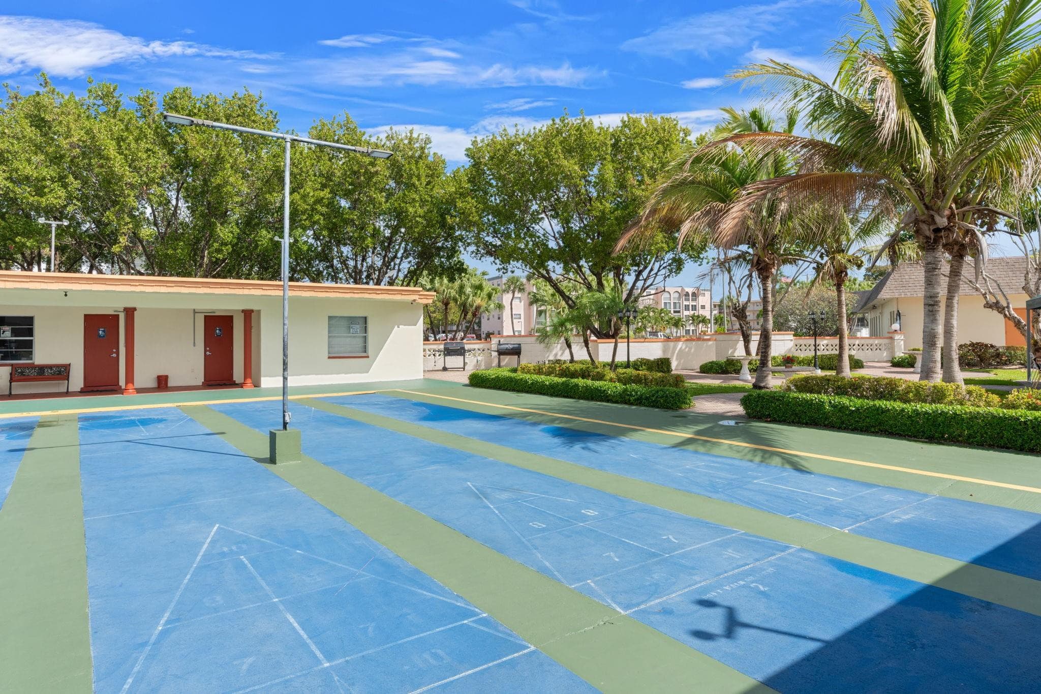 4191 NW 41st Street 214, Lauderdale Lakes, FL 33319 33
