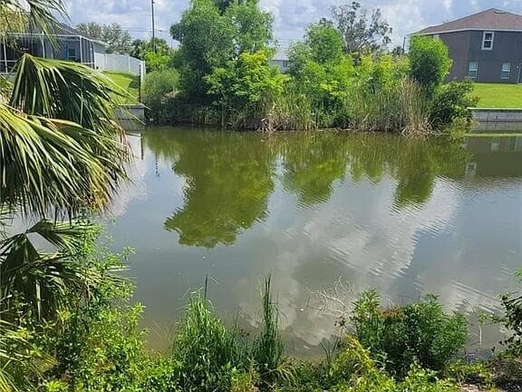 2205 NE 25th Terrace, Cape Coral, FL 33909 4