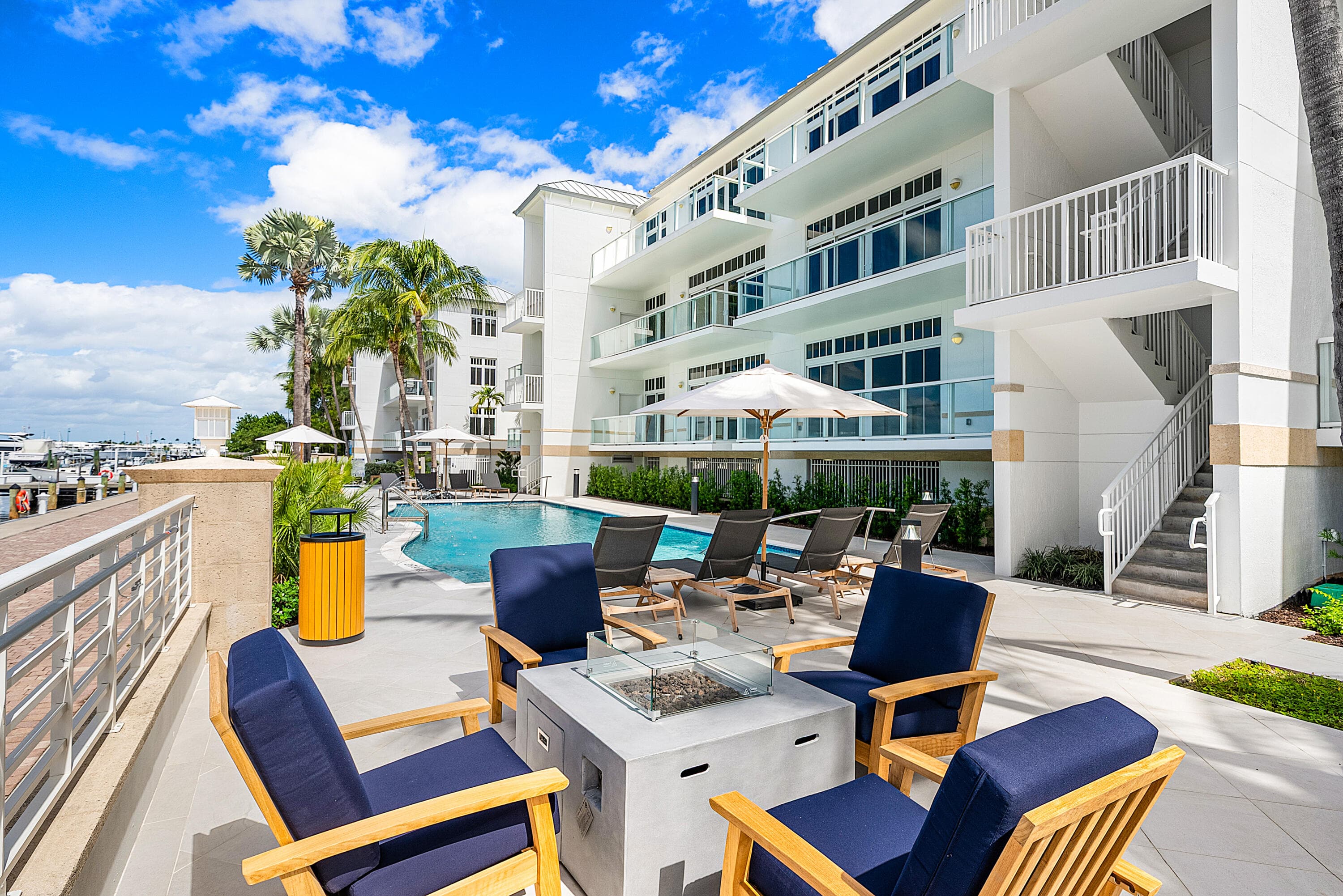 180 Lake Drive 2304, Palm Beach Shores, FL 33404 25
