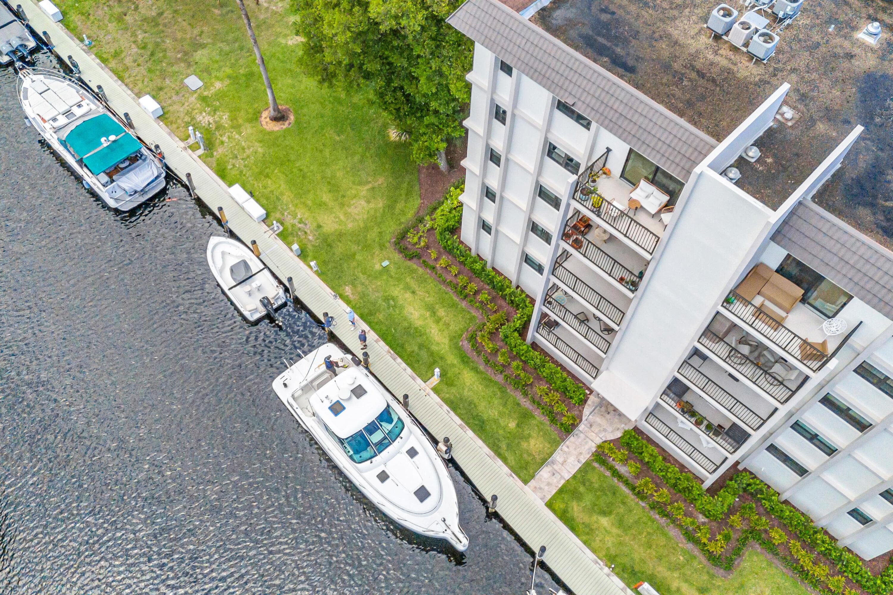 1000 River Reach Drive 505, Fort Lauderdale, FL 33315 32