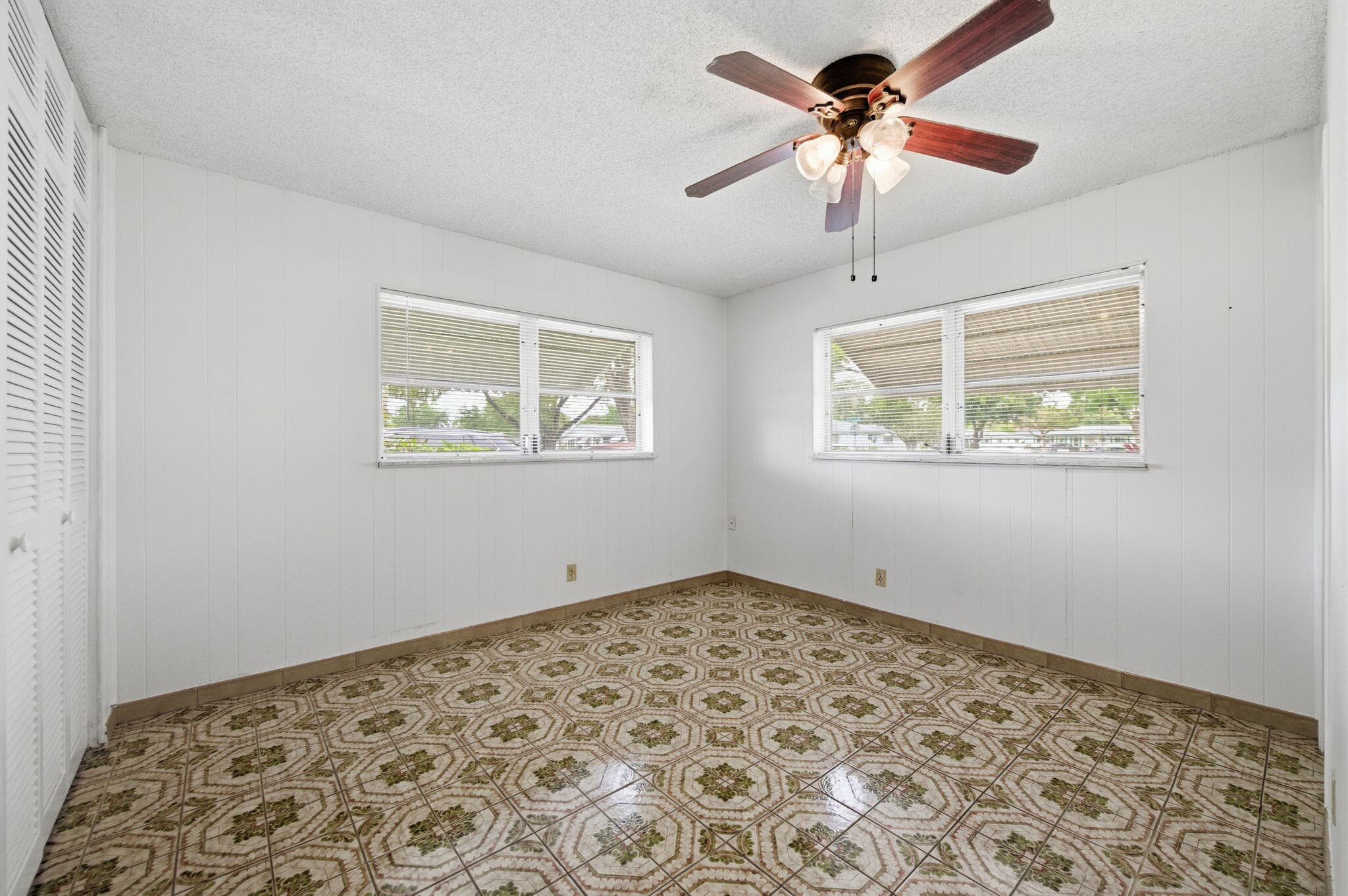 1043 NW 85th Avenue B-4, Plantation, FL 33322 13