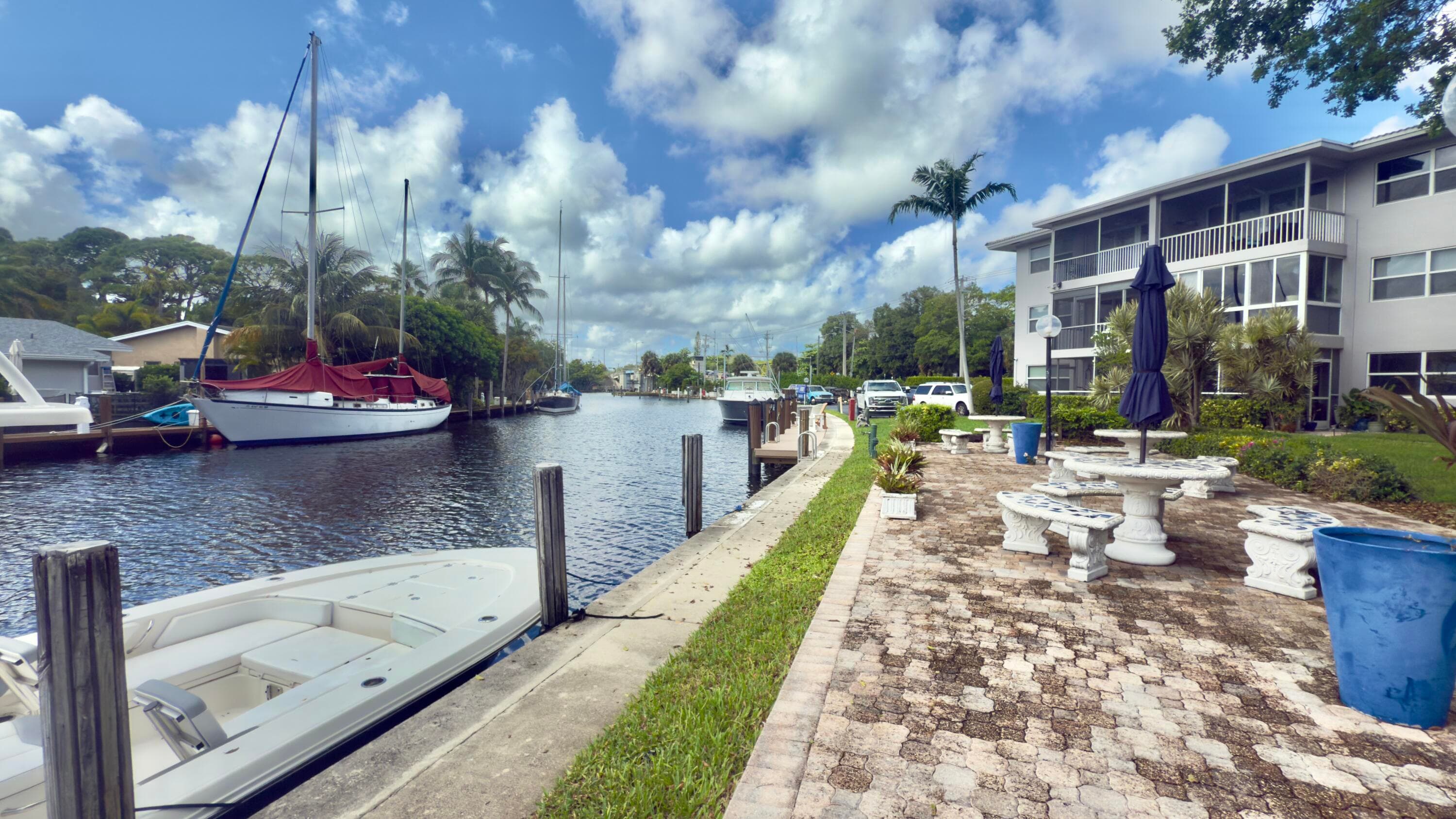 1200 SW 12th Street SW 305, Fort Lauderdale, FL 33315 4