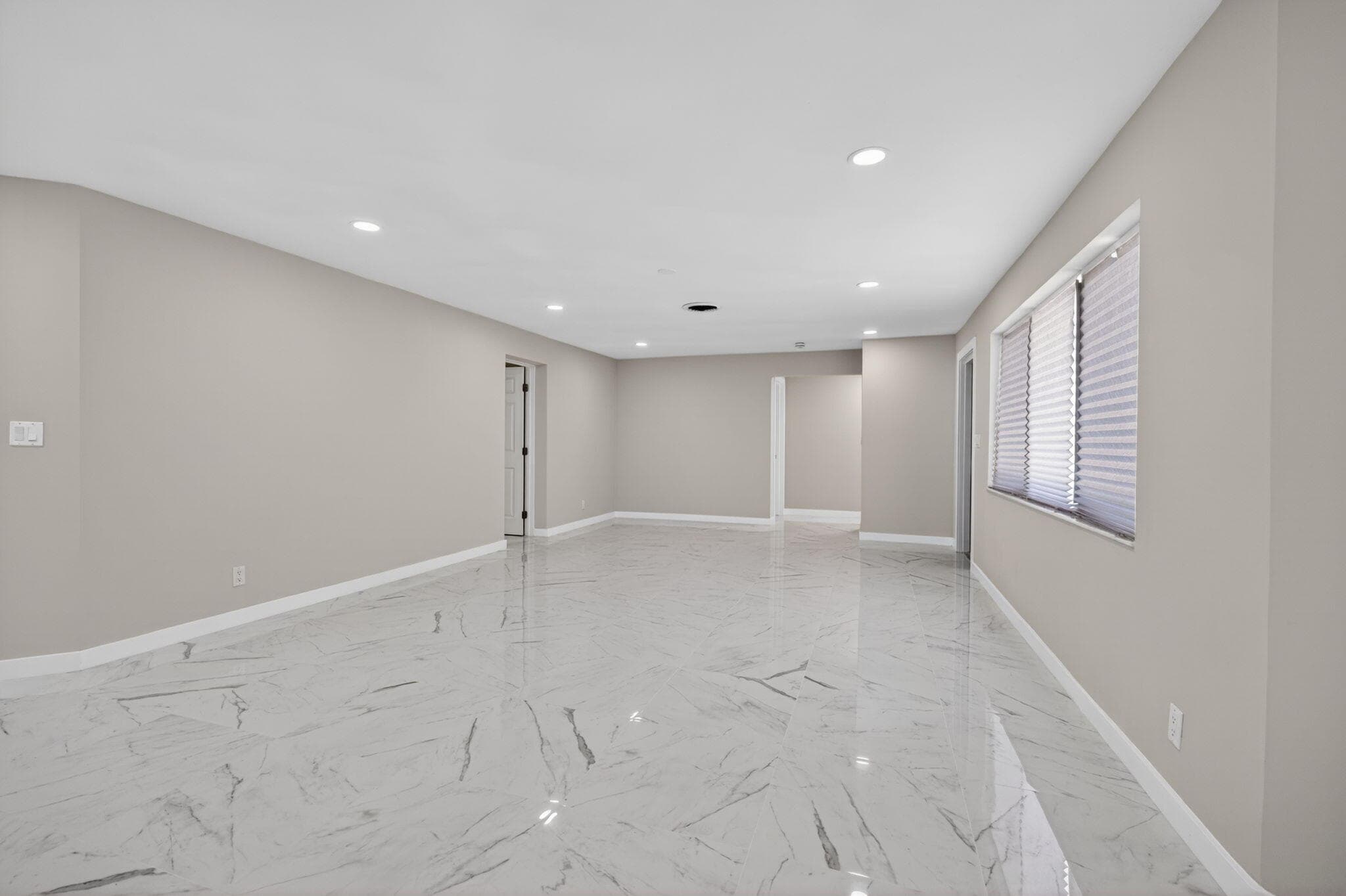 9361 SE Duncan Street, Hobe Sound, FL 33455 12