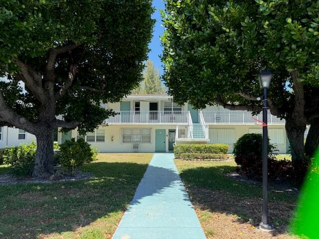 340 W Horizons 205, Boynton Beach, FL 33435 3