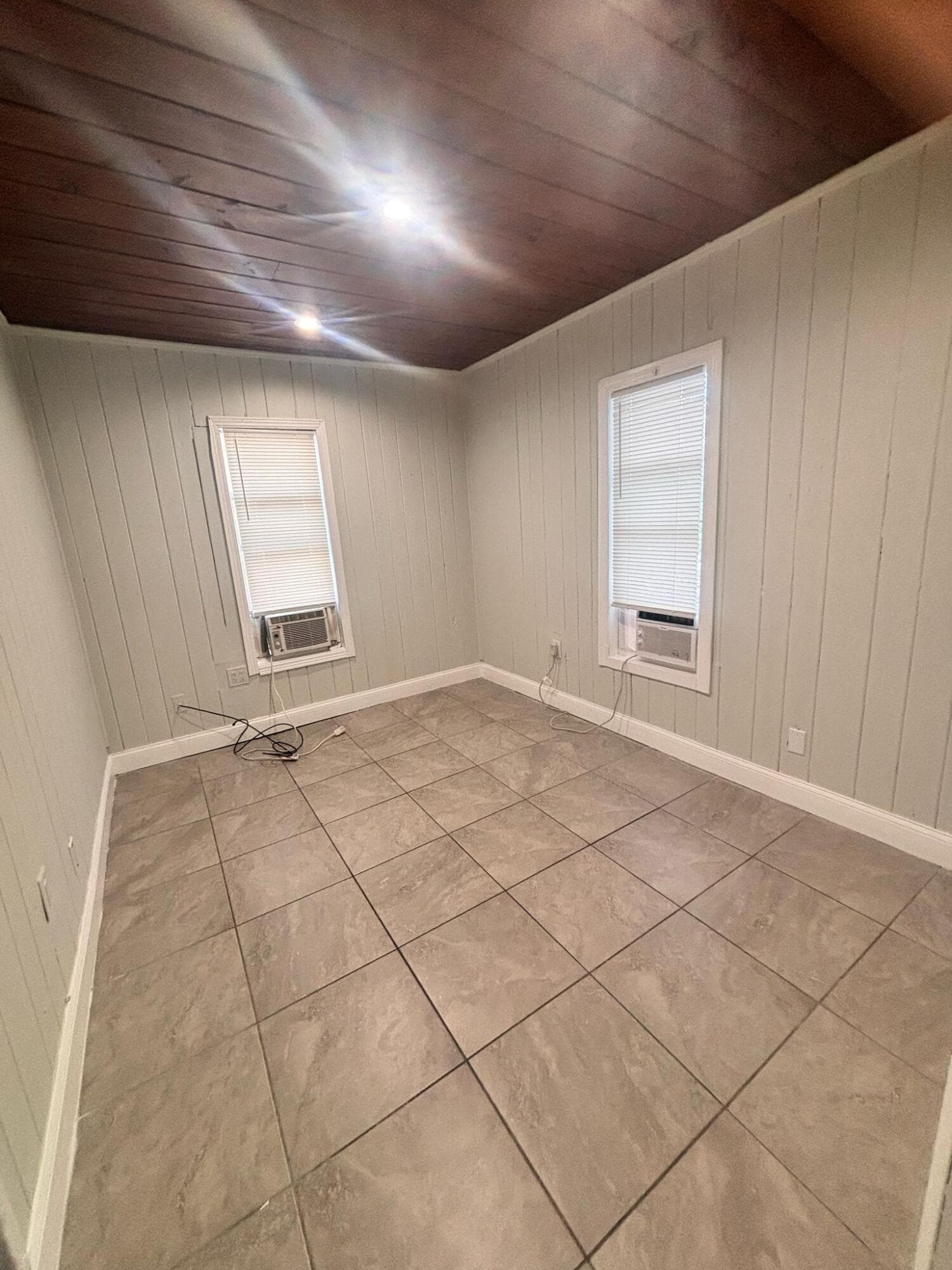 817 NW 7th Street, West Palm Beach, FL 33401 4