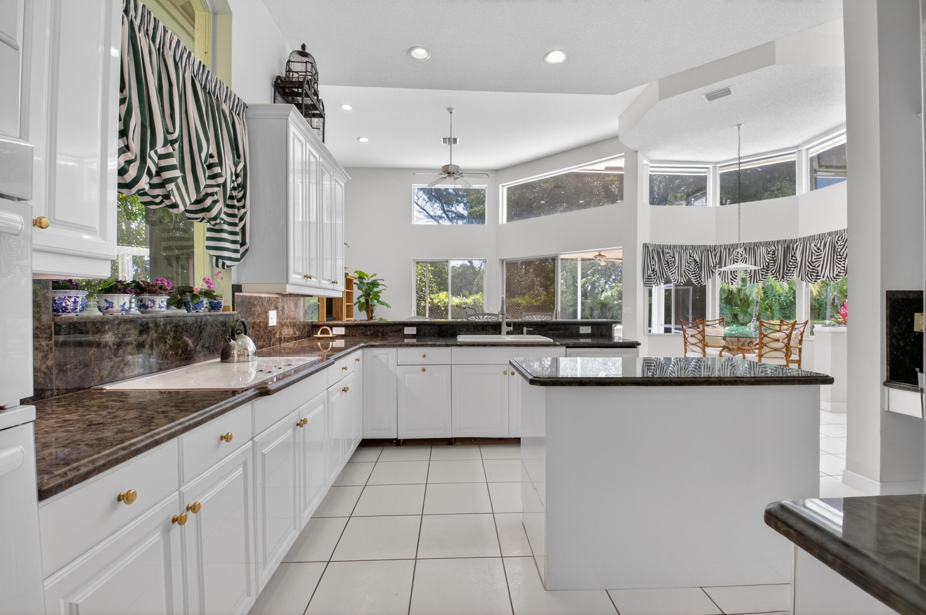 21650 Frontenac Court, Boca Raton, FL 33433 13
