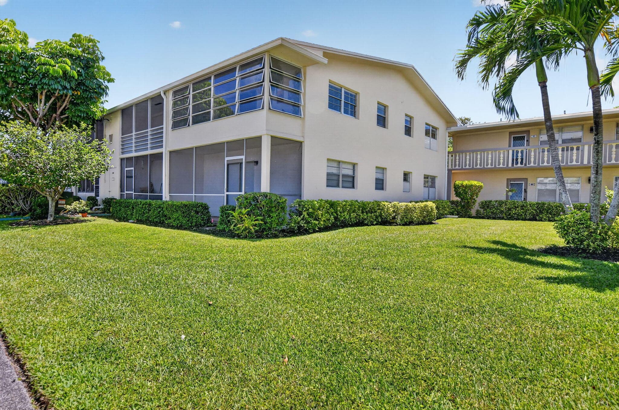 492 W Tilford W, Deerfield Beach, FL 33442 24