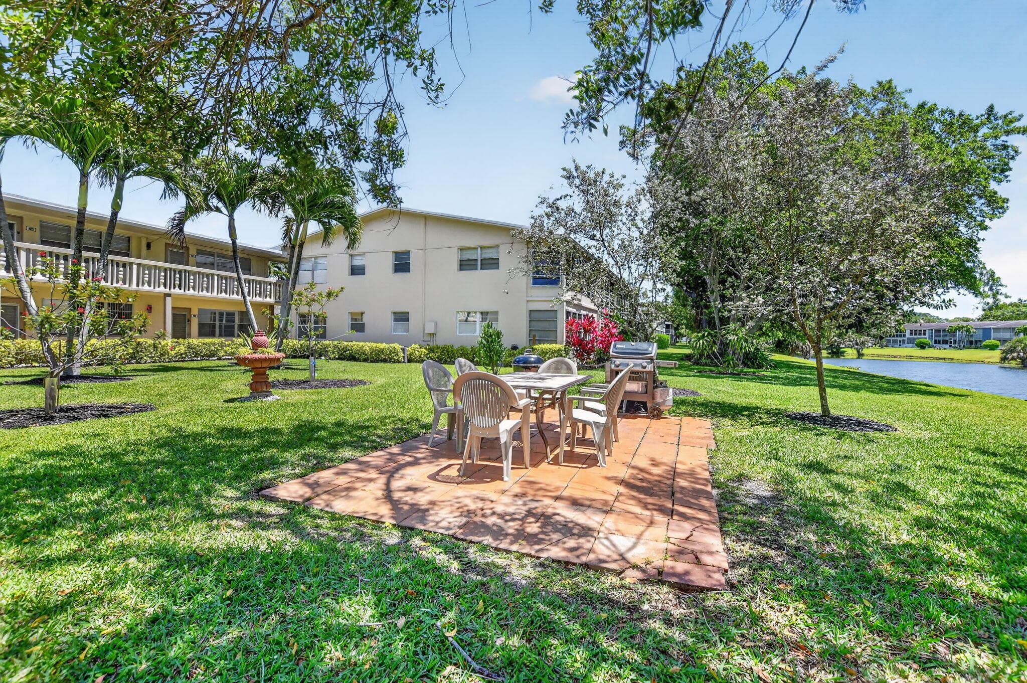 492 W Tilford W, Deerfield Beach, FL 33442 34