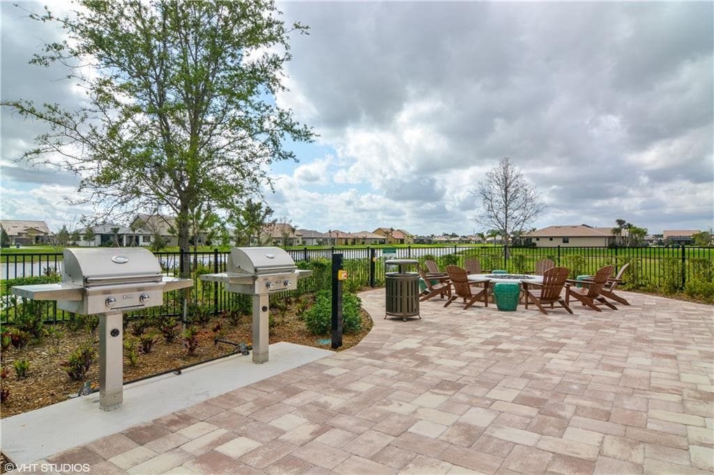 221 SE Longview Drive, Port St. Lucie, FL 34984 49