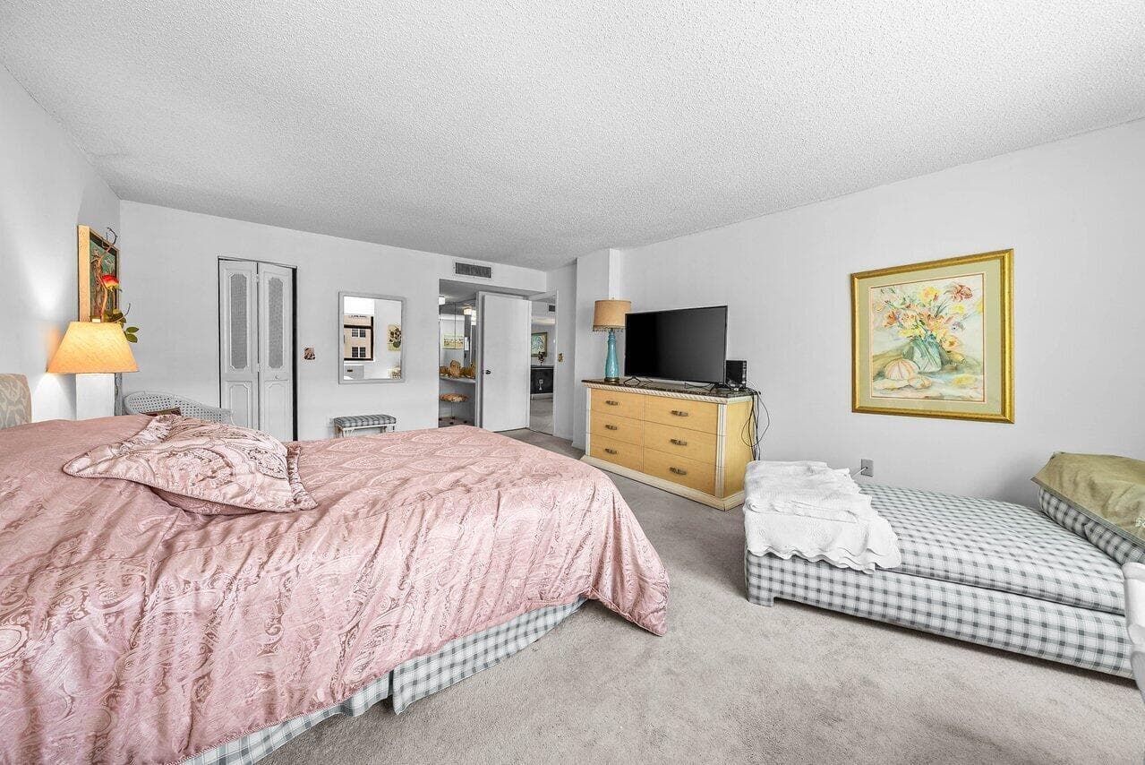 3460 S Ocean Boulevard 6150, Palm Beach, FL 33480 13
