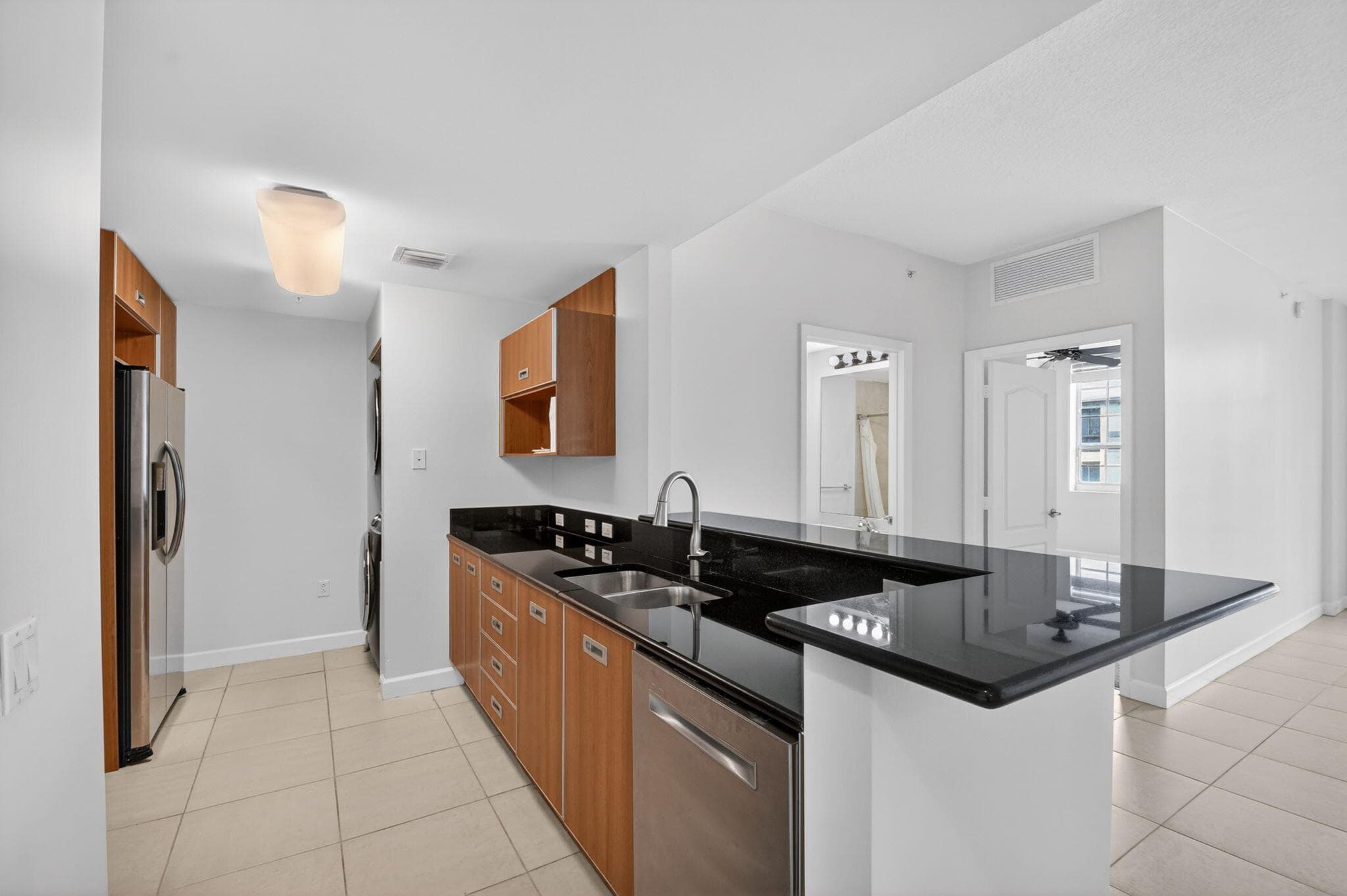 410 Evernia Street 630, West Palm Beach, FL 33401 7