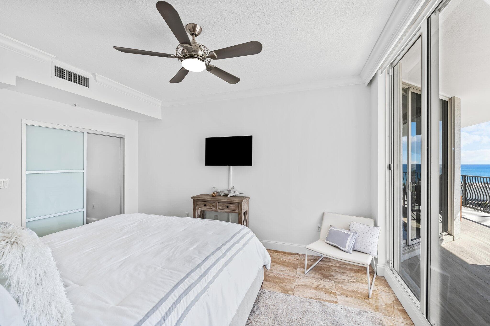100 S Birch Road 1004, Fort Lauderdale, FL 33316 20
