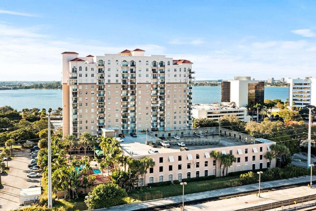 616 Clearwater Park Road 1110, West Palm Beach, FL 33401