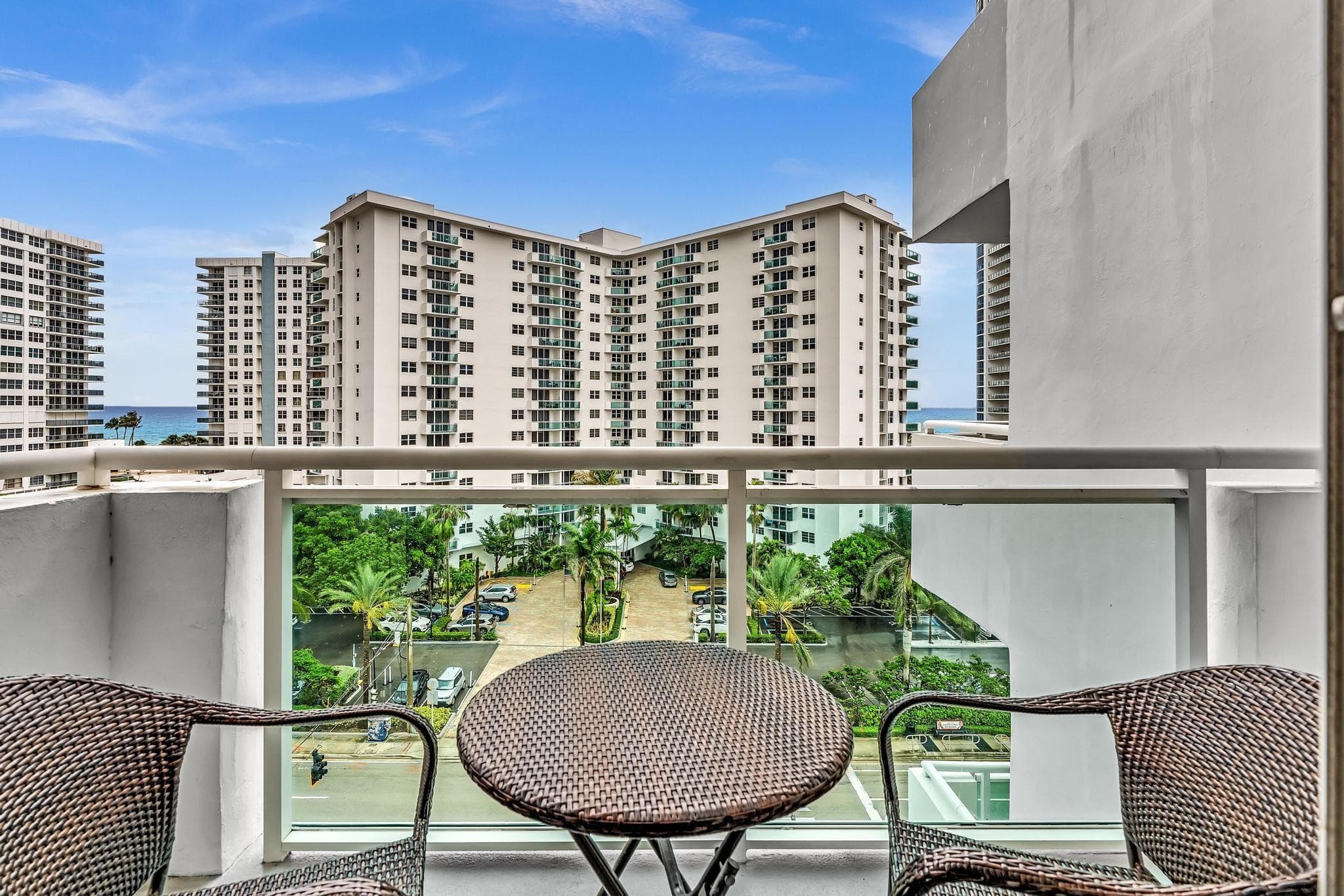 3000 S Ocean Drive 714, Hollywood, FL 33019 2
