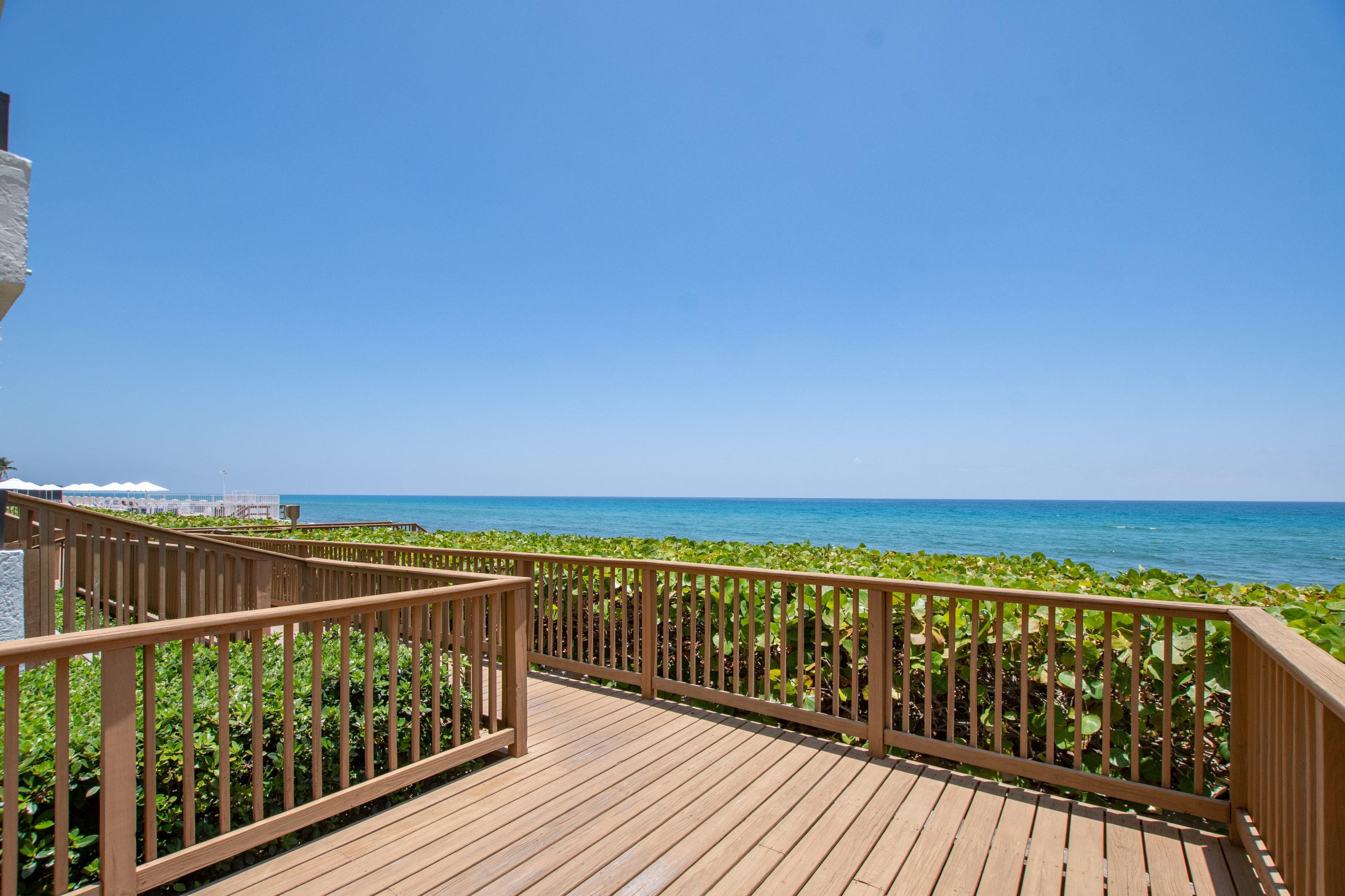 3560 S Ocean Boulevard 301, South Palm Beach, FL 33480 23