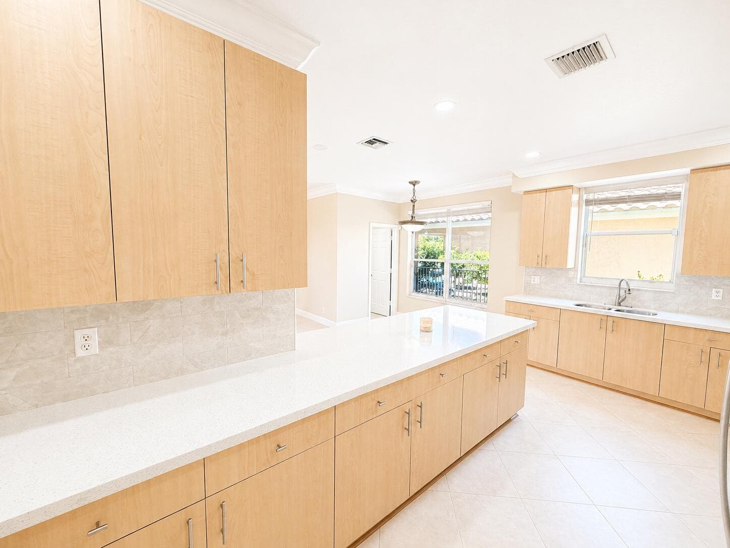 740 SW 191st Avenue, Pembroke Pines, FL 33029 5