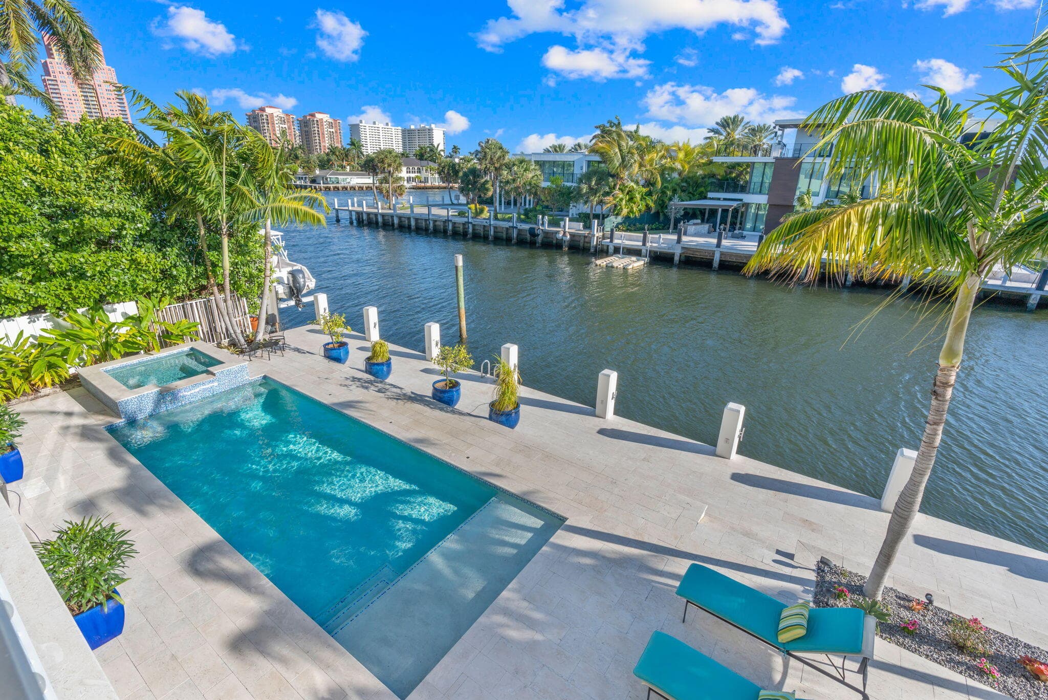 2870 NE 24th Place, Fort Lauderdale, FL 33305 53