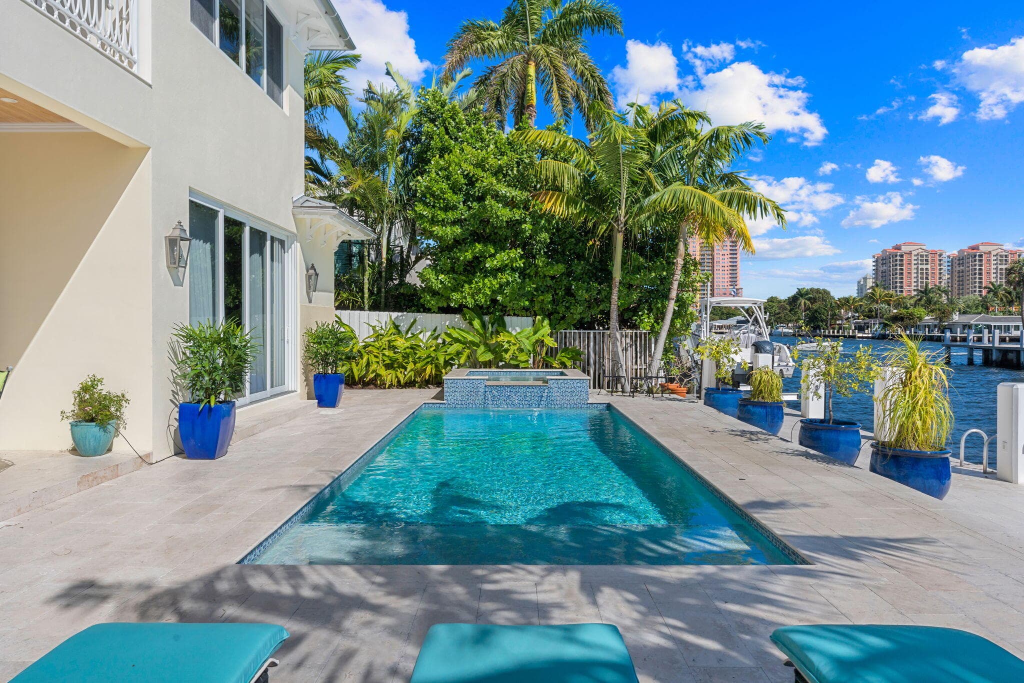 2870 NE 24th Place, Fort Lauderdale, FL 33305 57