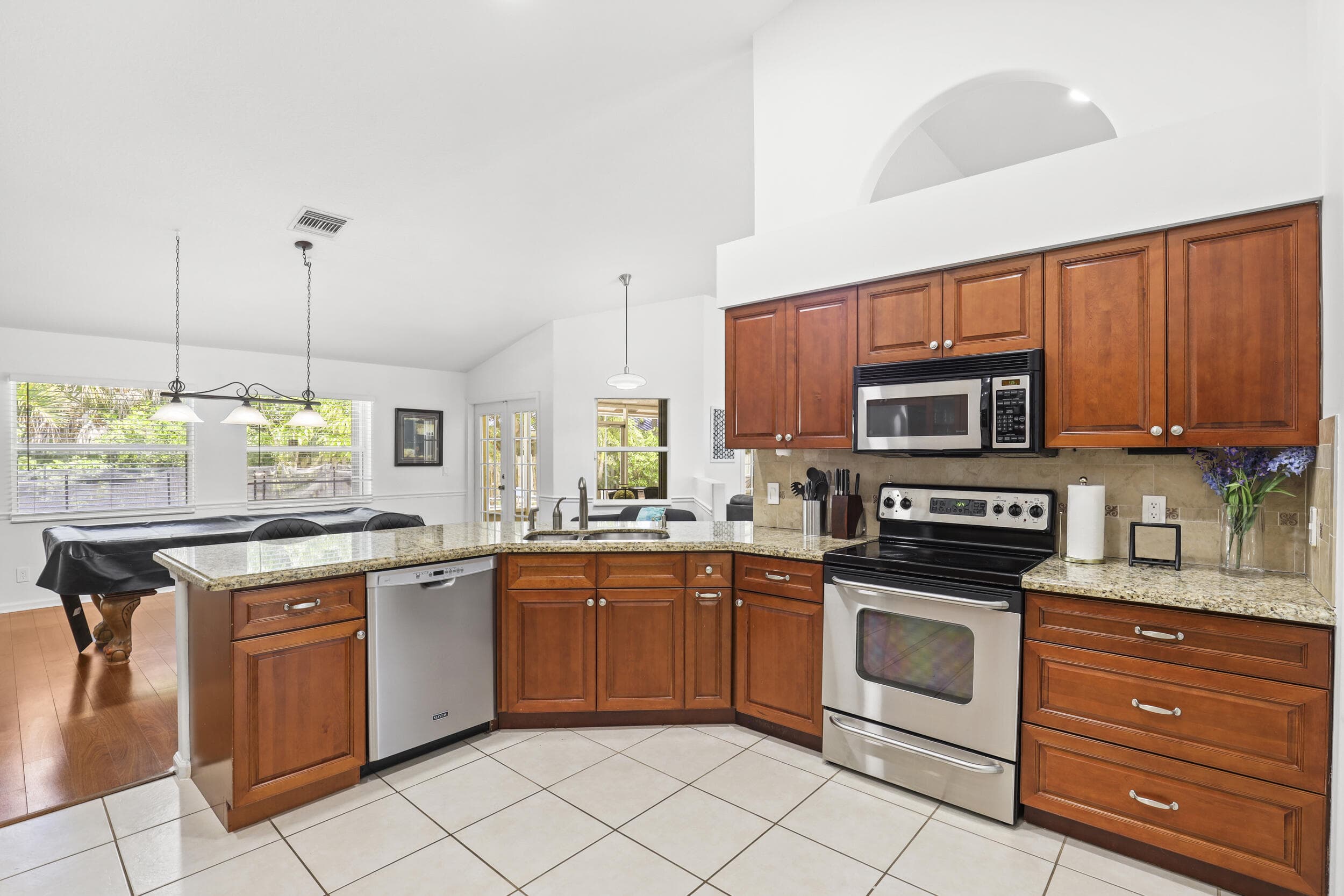 13885 Sheffield Street, Wellington, FL 33414 13