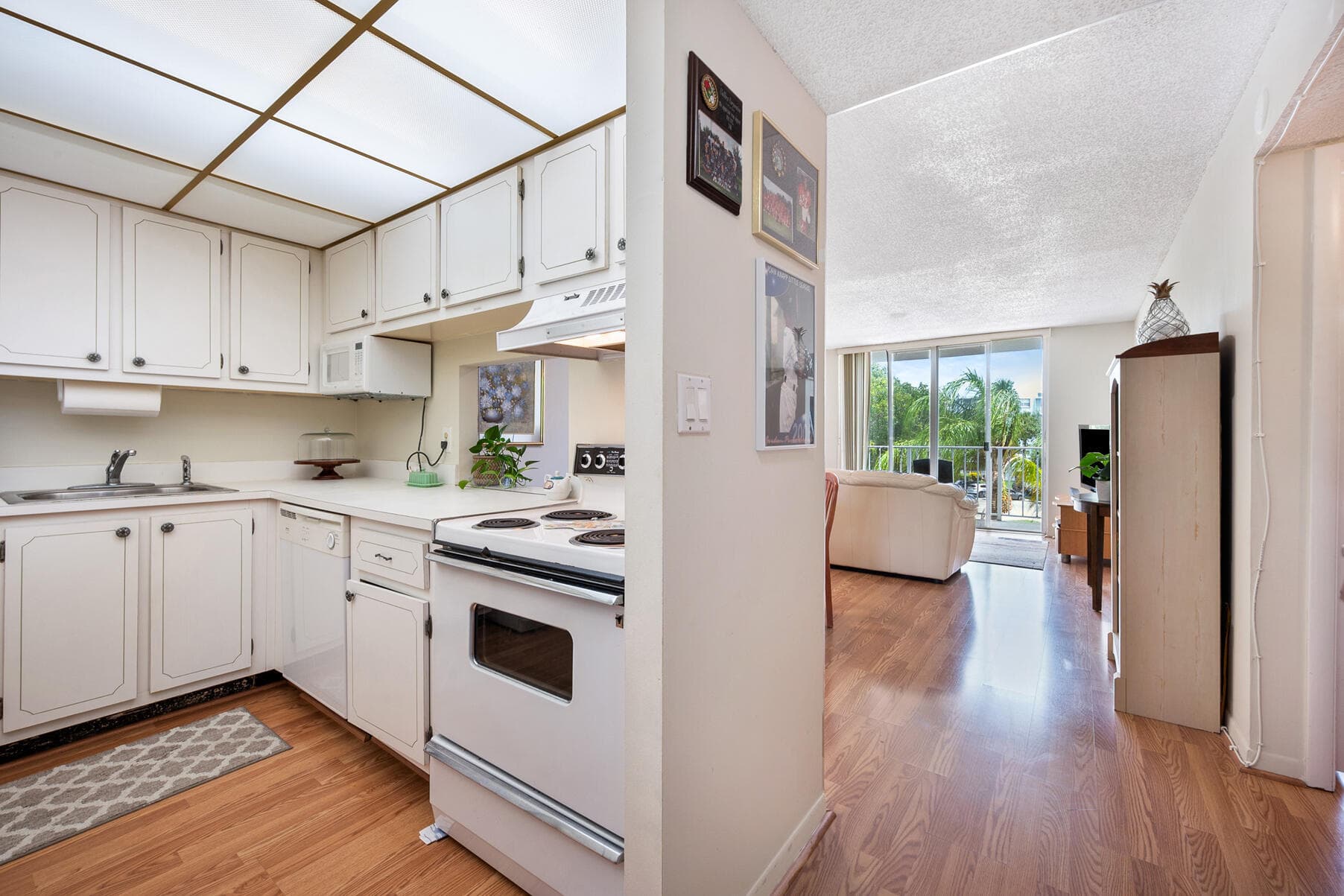 500 Executive Center Drive 3k, West Palm Beach, FL 33401 4