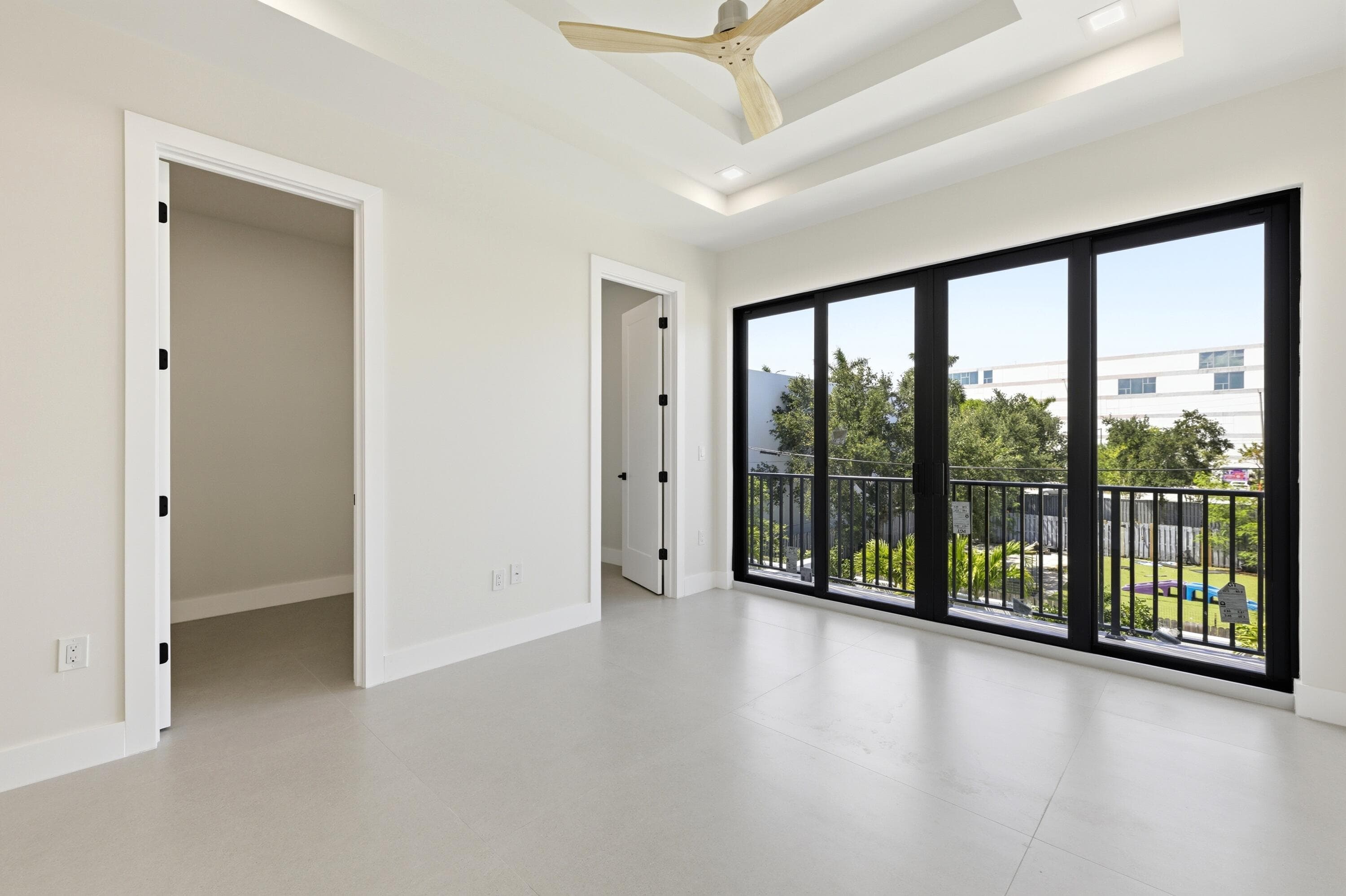 821 SW 1st Street, Fort Lauderdale, FL 33312 22