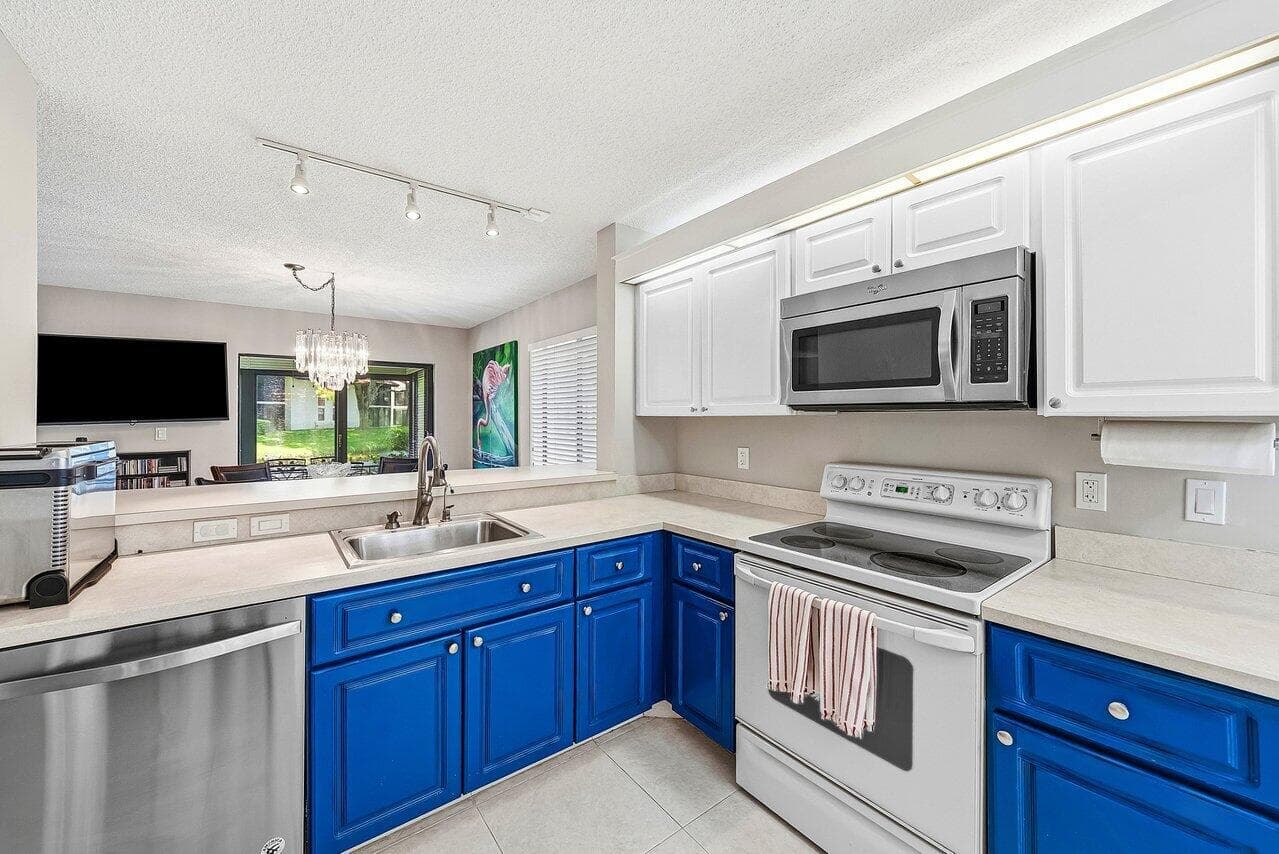 10576 Tropic Palm Avenue 102, Boynton Beach, FL 33437 8