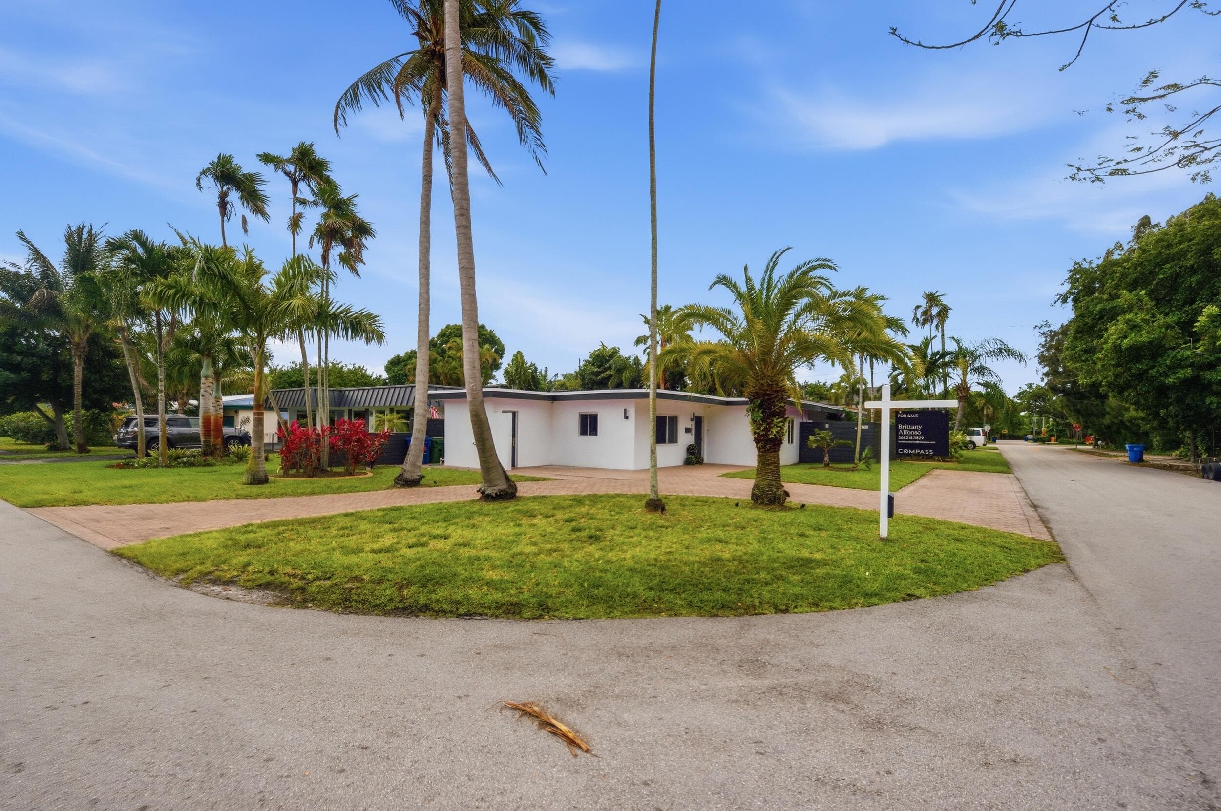 100 NE 22nd Street, Wilton Manors, FL 33305 8