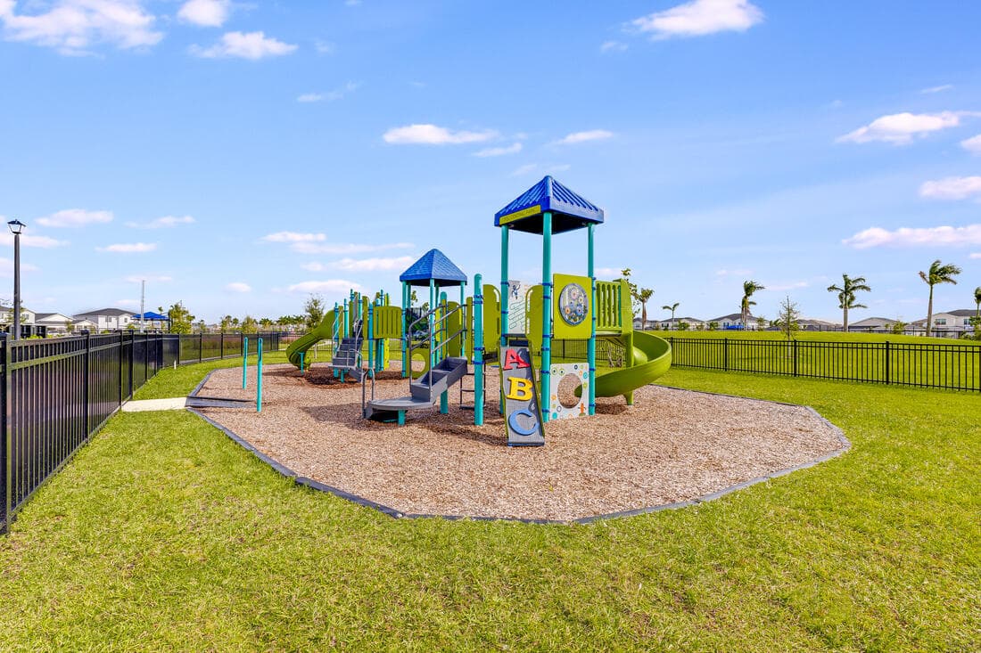 9329 SW Lorenzo Way, Port St. Lucie, FL 34987 35
