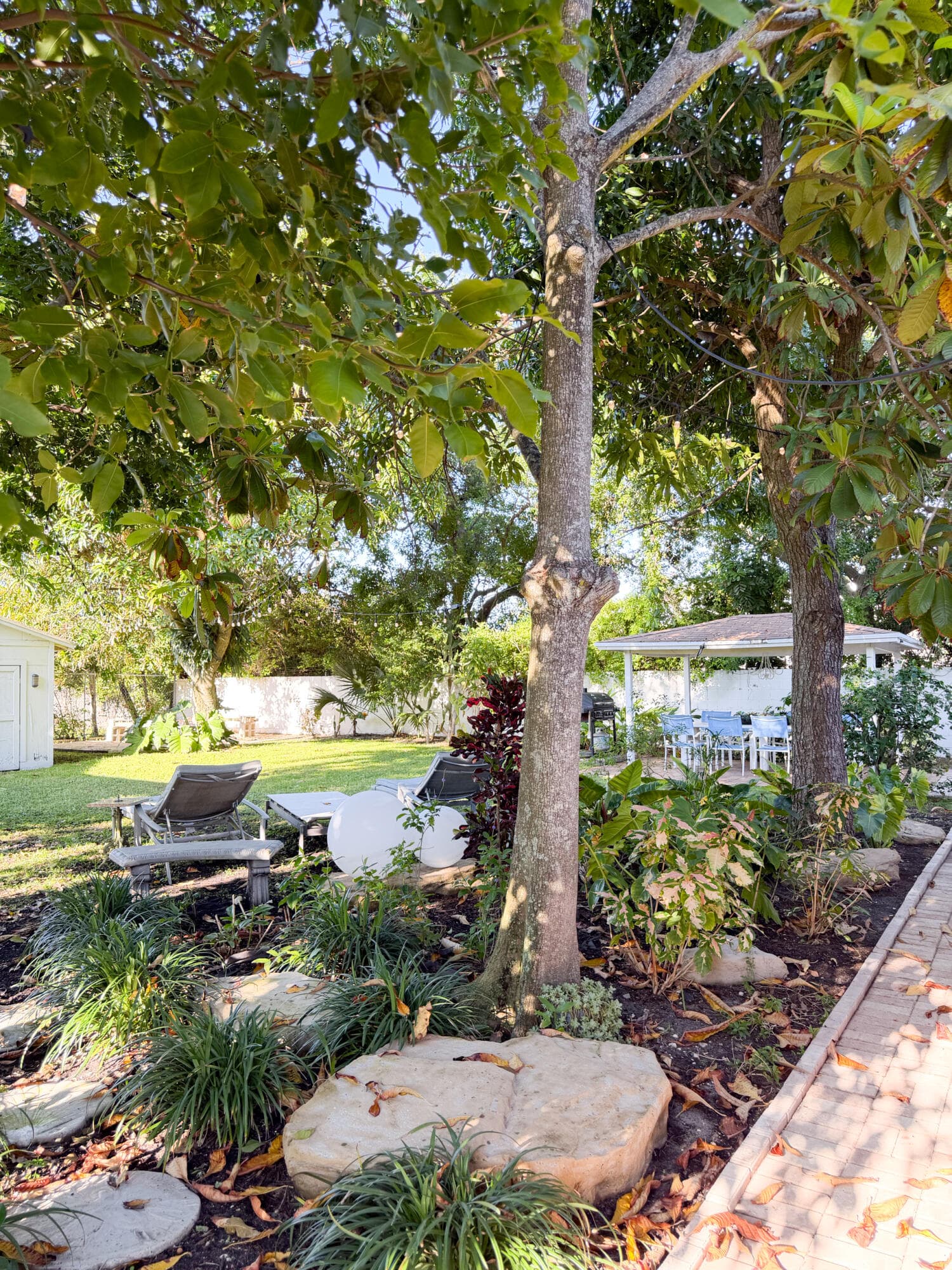 521 Hampton Road, West Palm Beach, FL 33405 22
