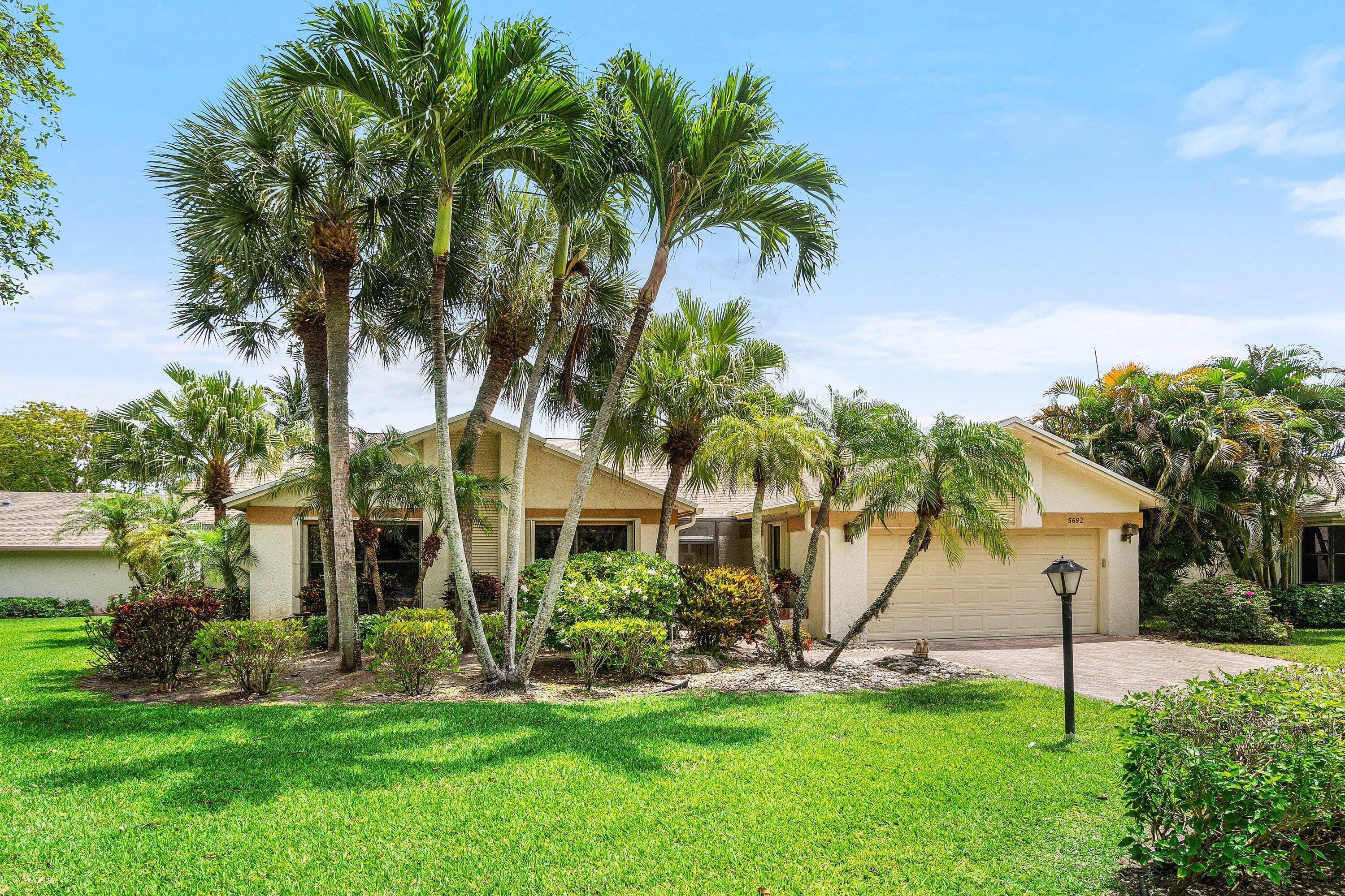 5692 Willow Creek Lane, Delray Beach, FL 33484 3