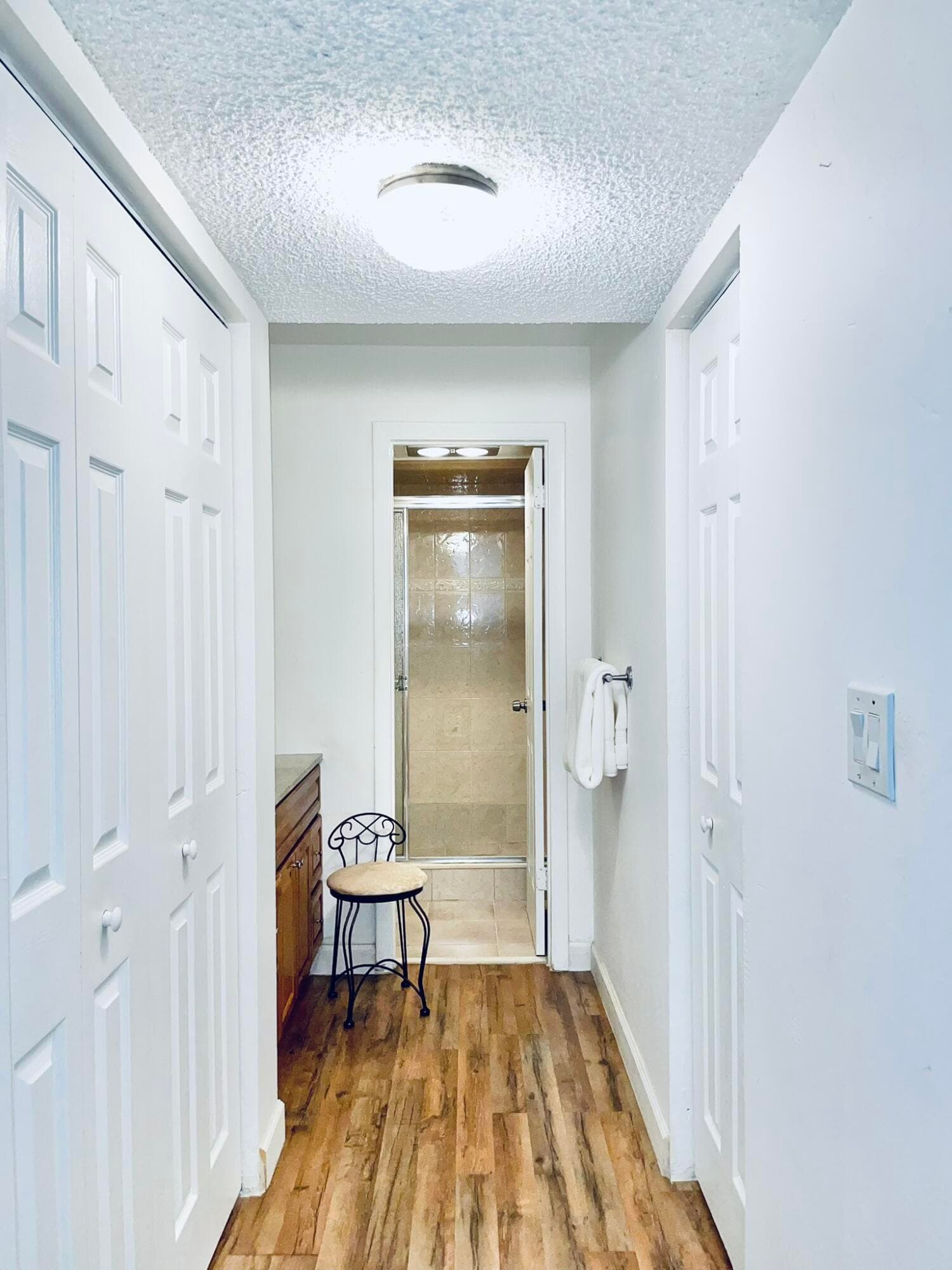 7000 NW 17th Street 203, Plantation, FL 33313 23