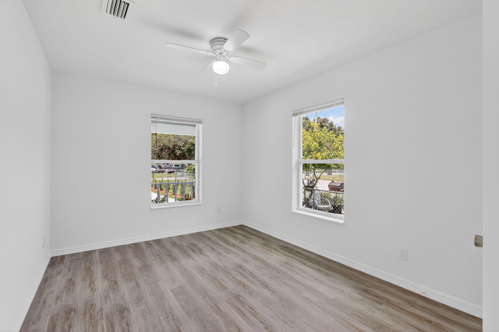 2206 S 34th Street, Fort Pierce, FL 34947 30