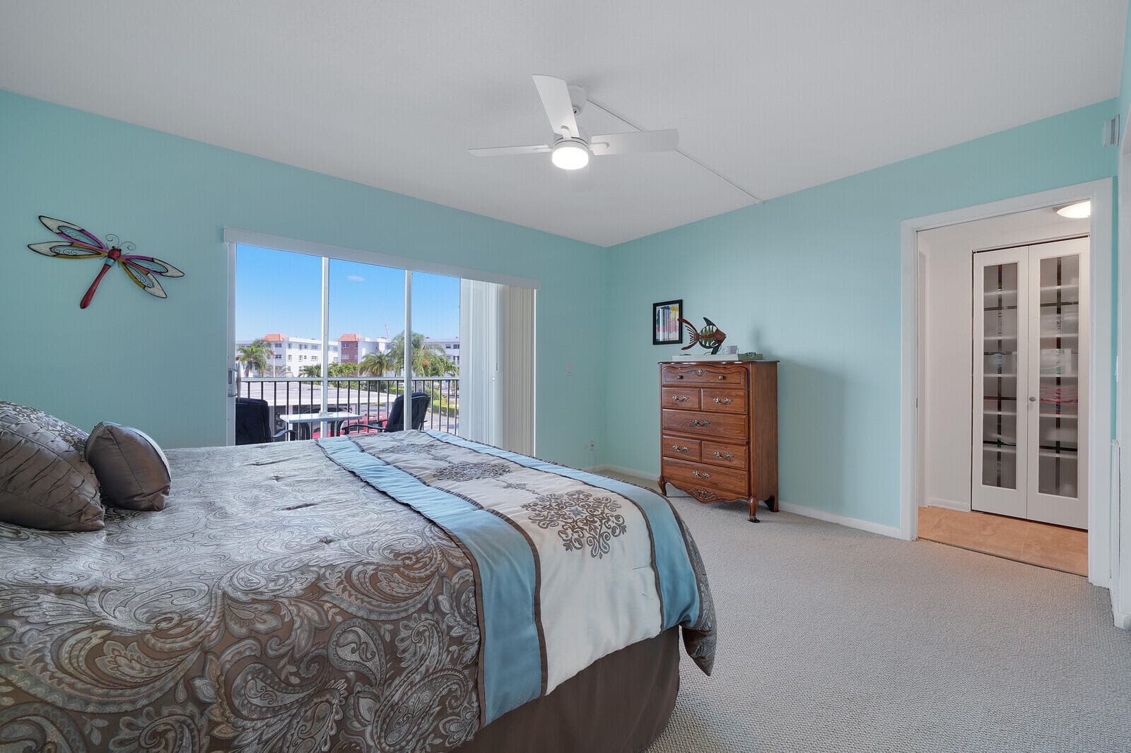 37 Yacht Club Drive Unit 202, North Palm Beach, FL 33408 14